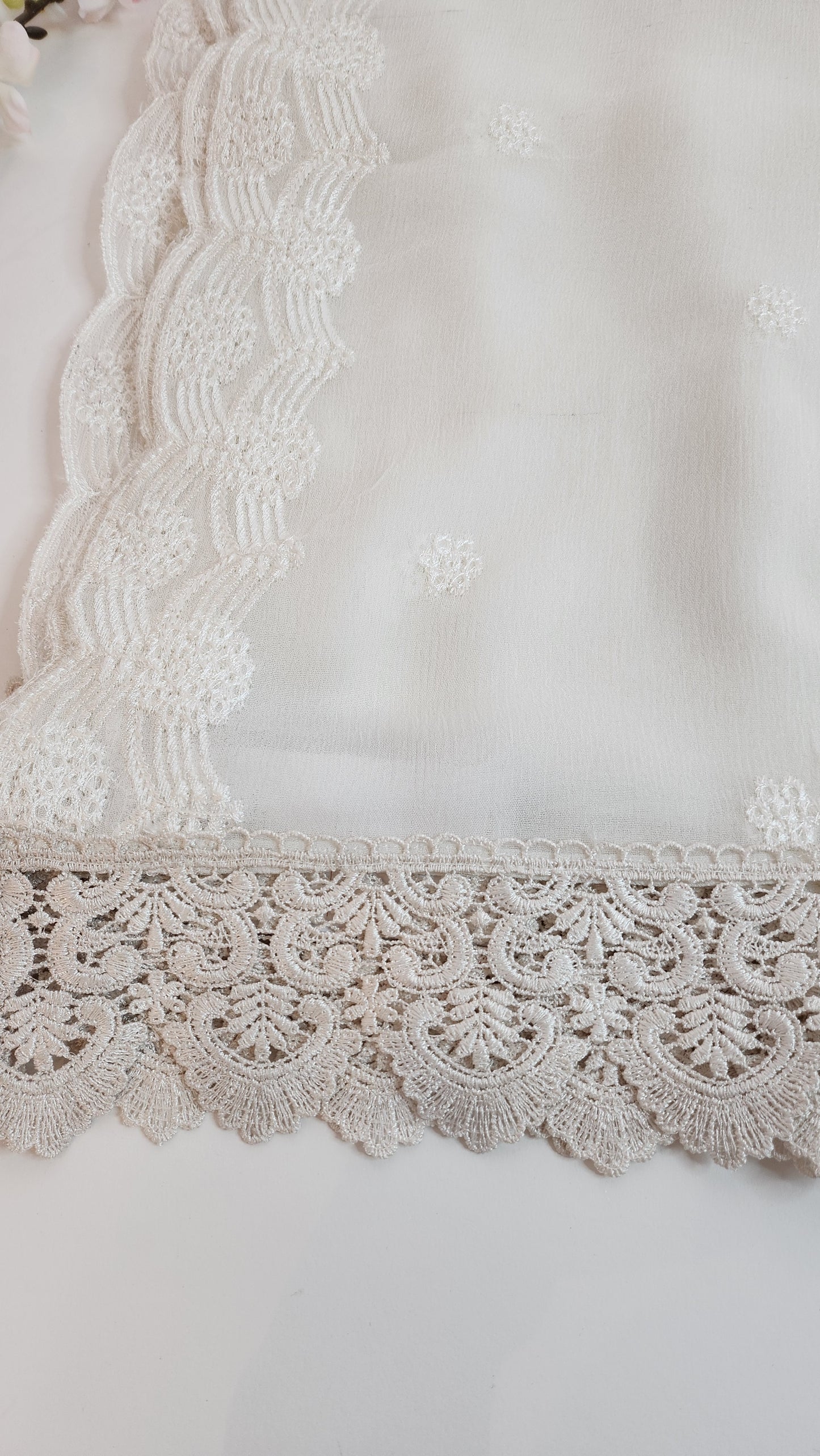 SABEEN MANEKIA - White- Chiffon Emb Dupatta