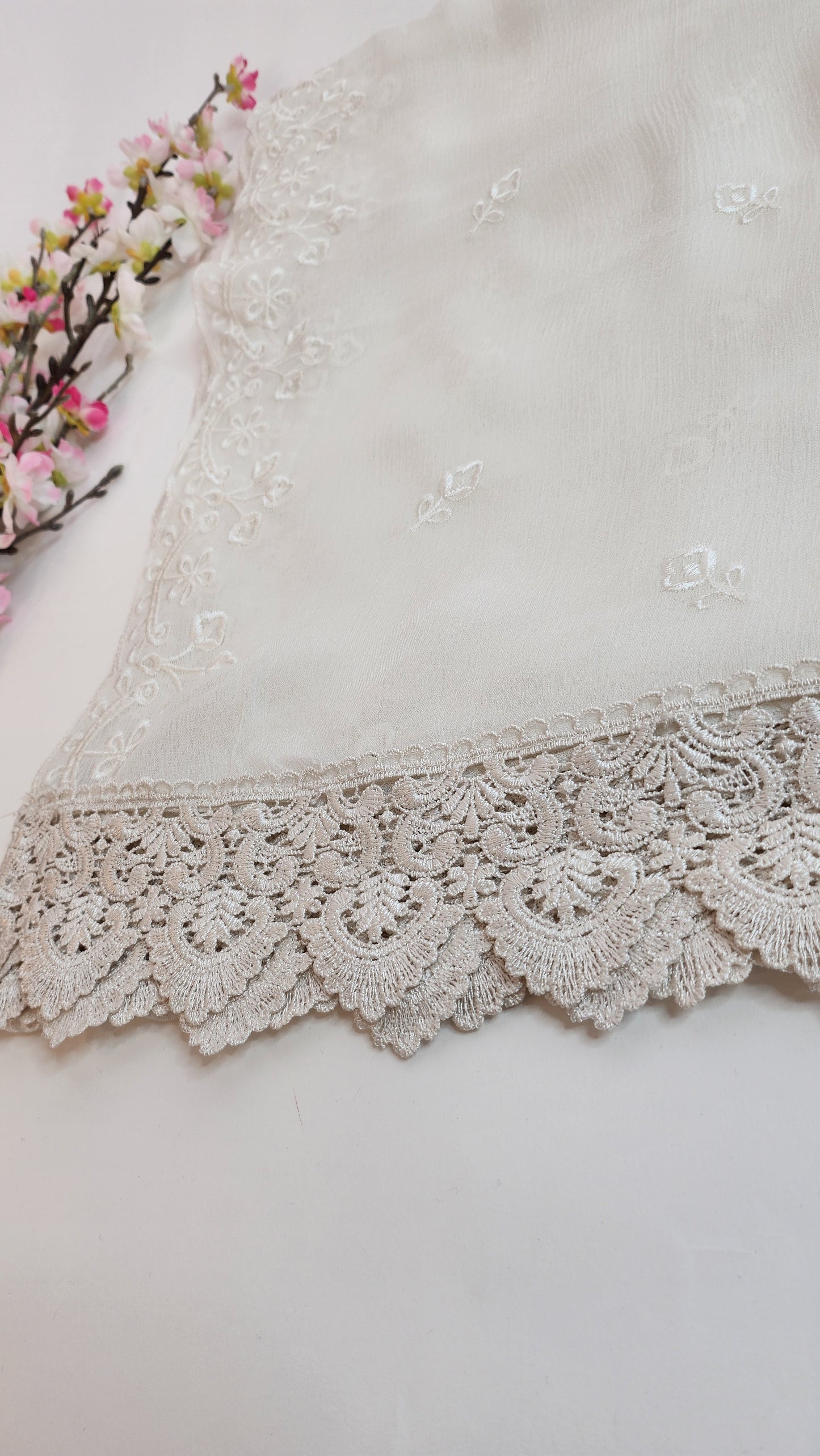 SABEEN MANEKIA - White- Chiffon Emb flower Dupatta