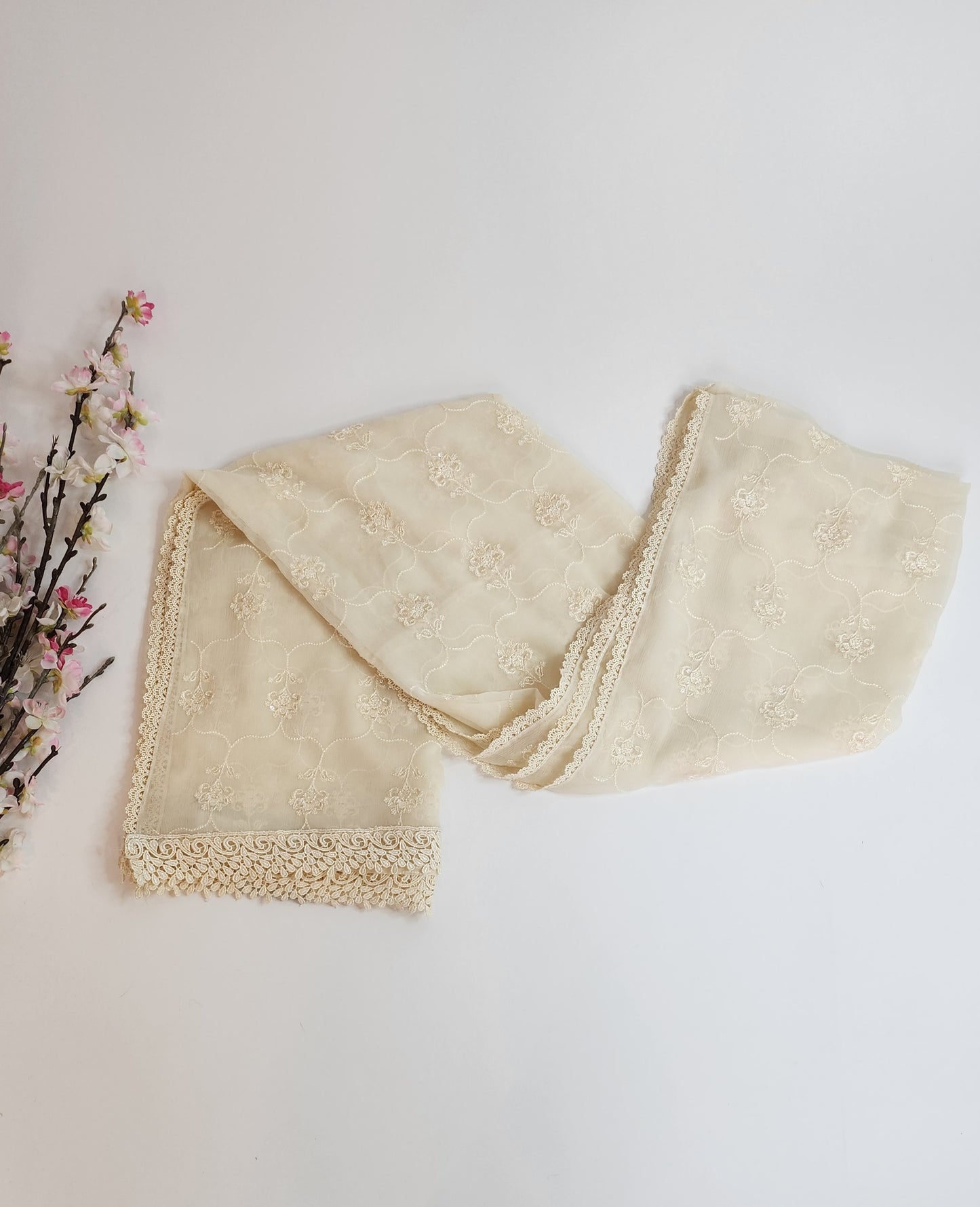 SABEEN MANEKIA - Off-White- Emb with Lace Dupatta