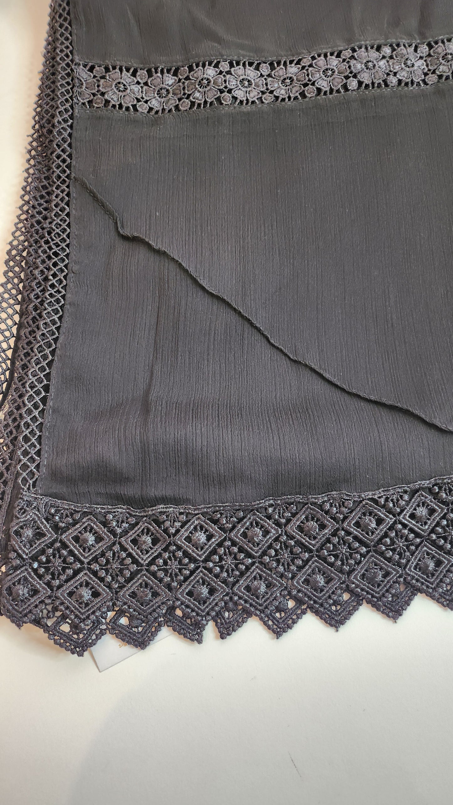 SABEEN MANEKIA - Black- Chiffon with Lace Dupatta
