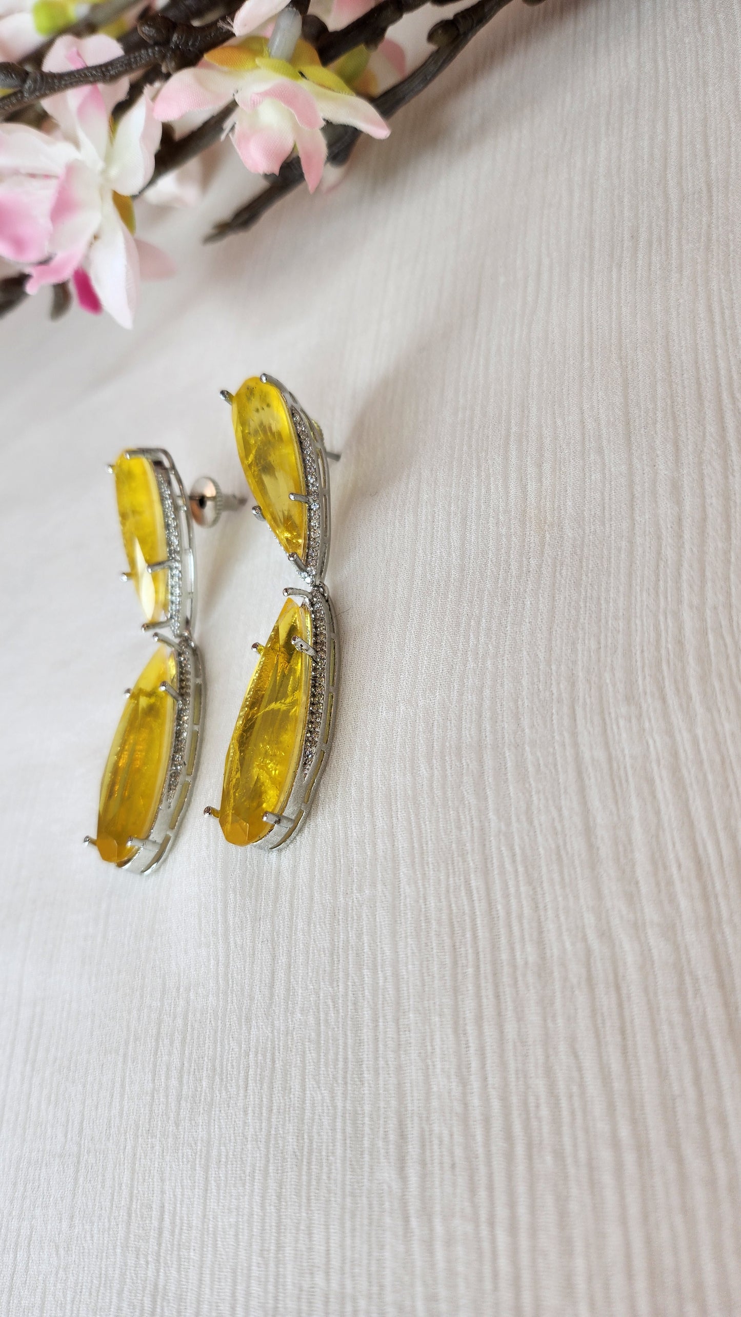 THE BUTTERFLY EFFECT - Yellow Jules Earrigs