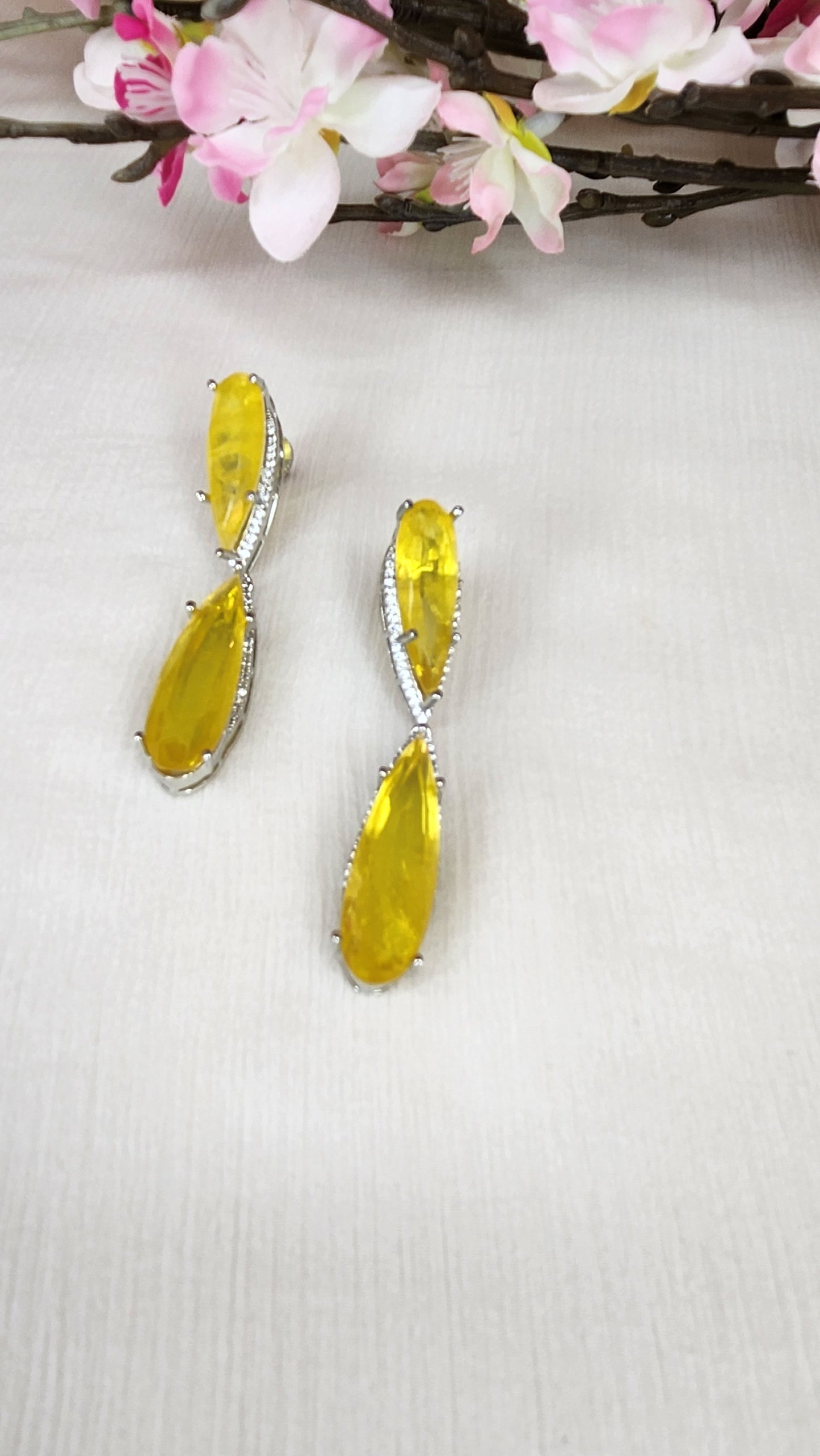 THE BUTTERFLY EFFECT - Yellow Jules Earrigs