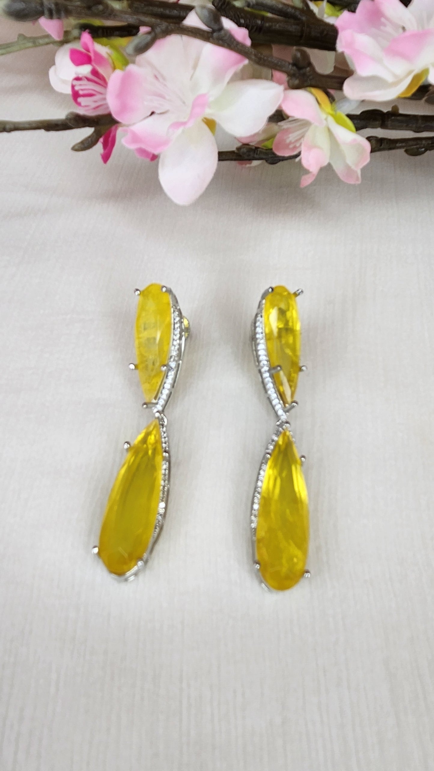 THE BUTTERFLY EFFECT - Yellow Jules Earrigs