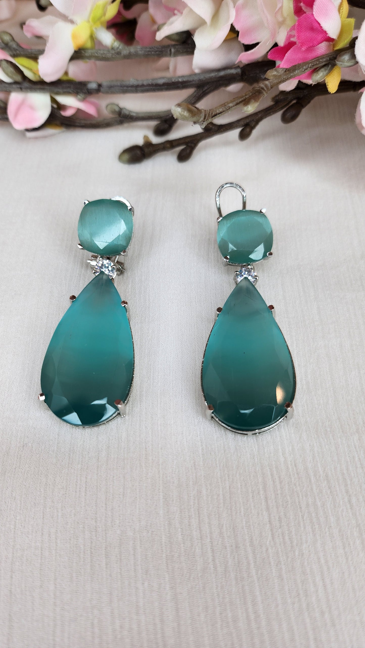 THE BUTTERFLY EFFECT - Turquiose Jules Earrings