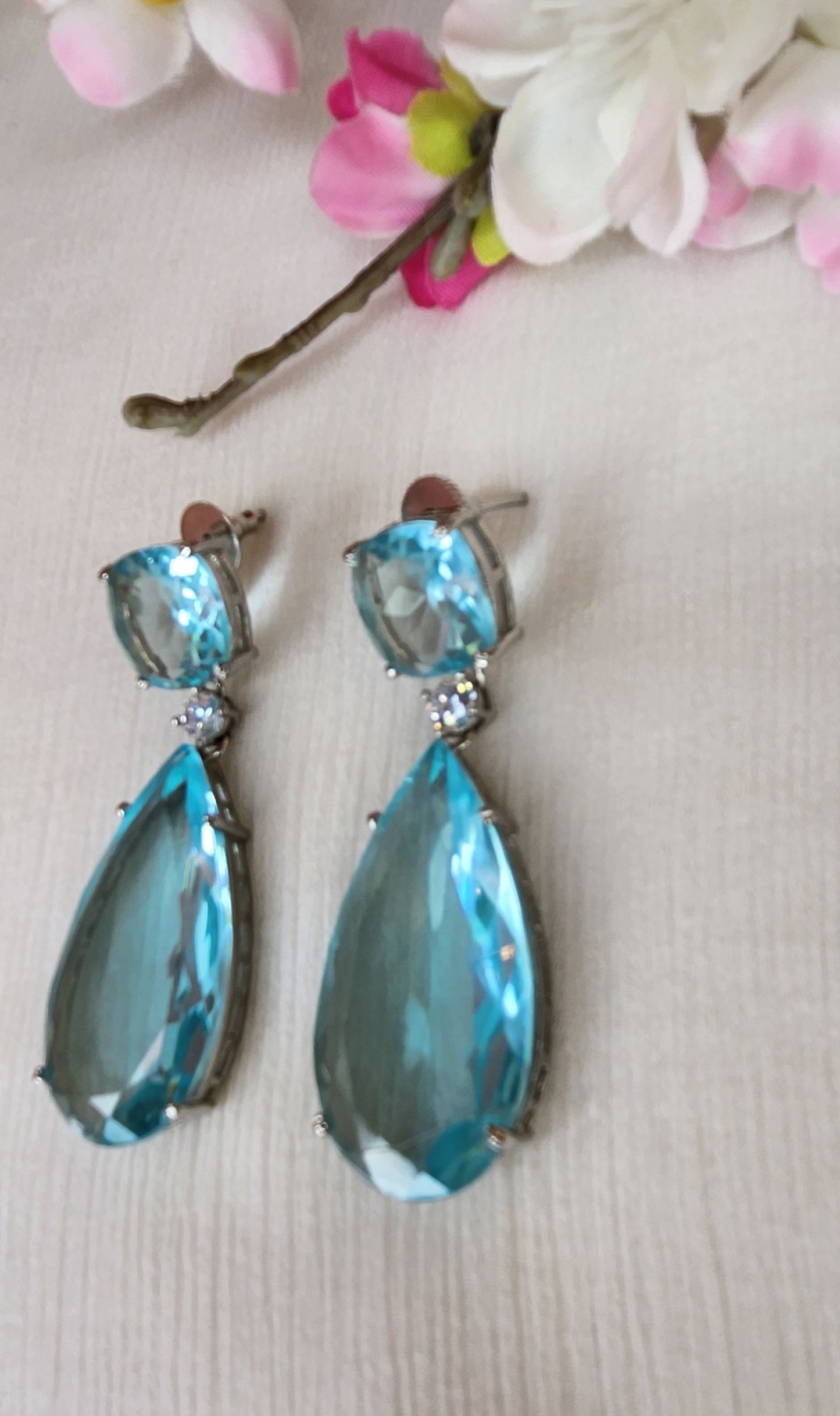 THE BUTTERFLY EFFECT - Light Blue Jules Earrings