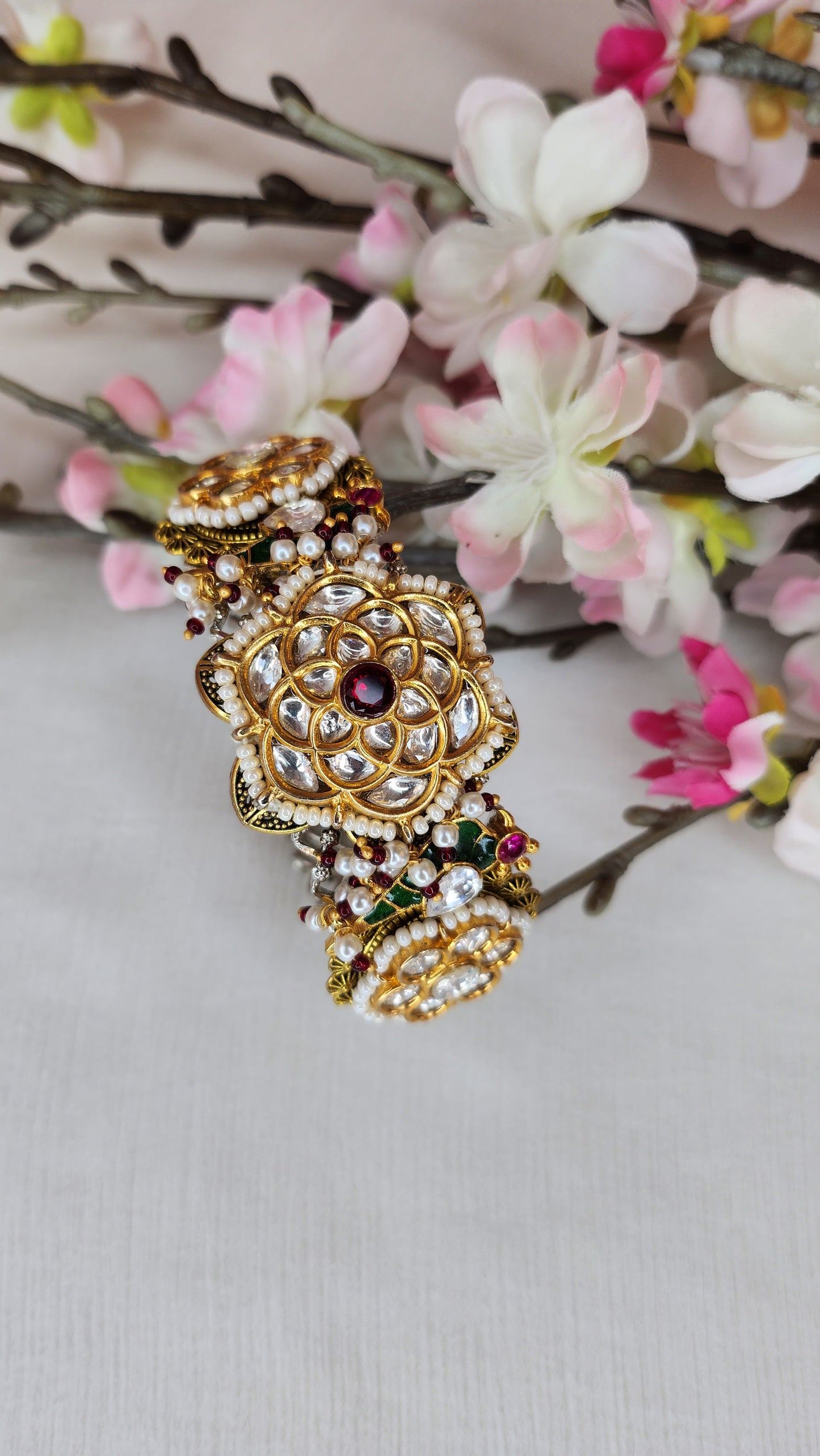 THE BUTTERFLY EFFECT - Flower Bangle