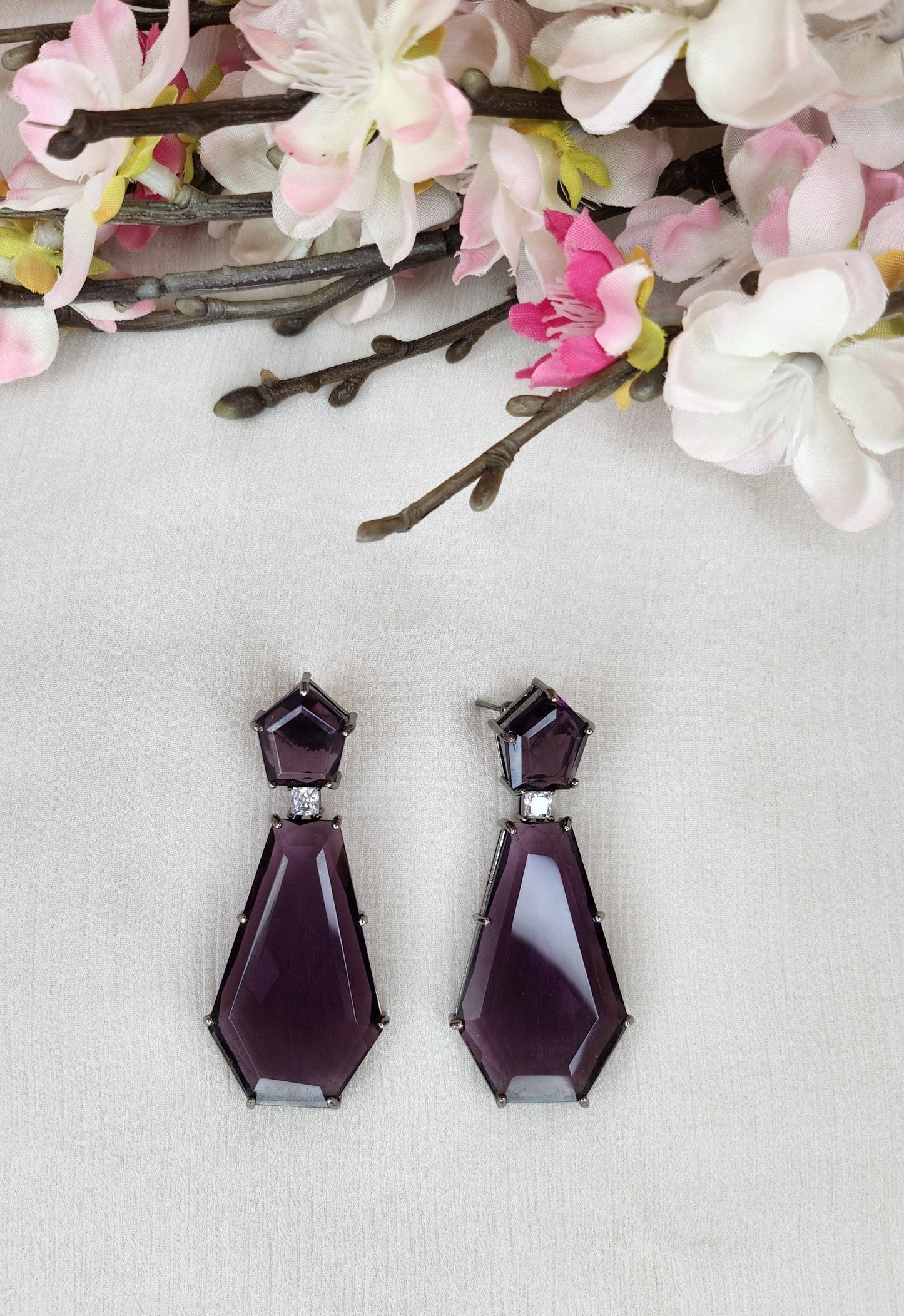 THE BUTTERFLY EFFECT - Purple Jules Earrings