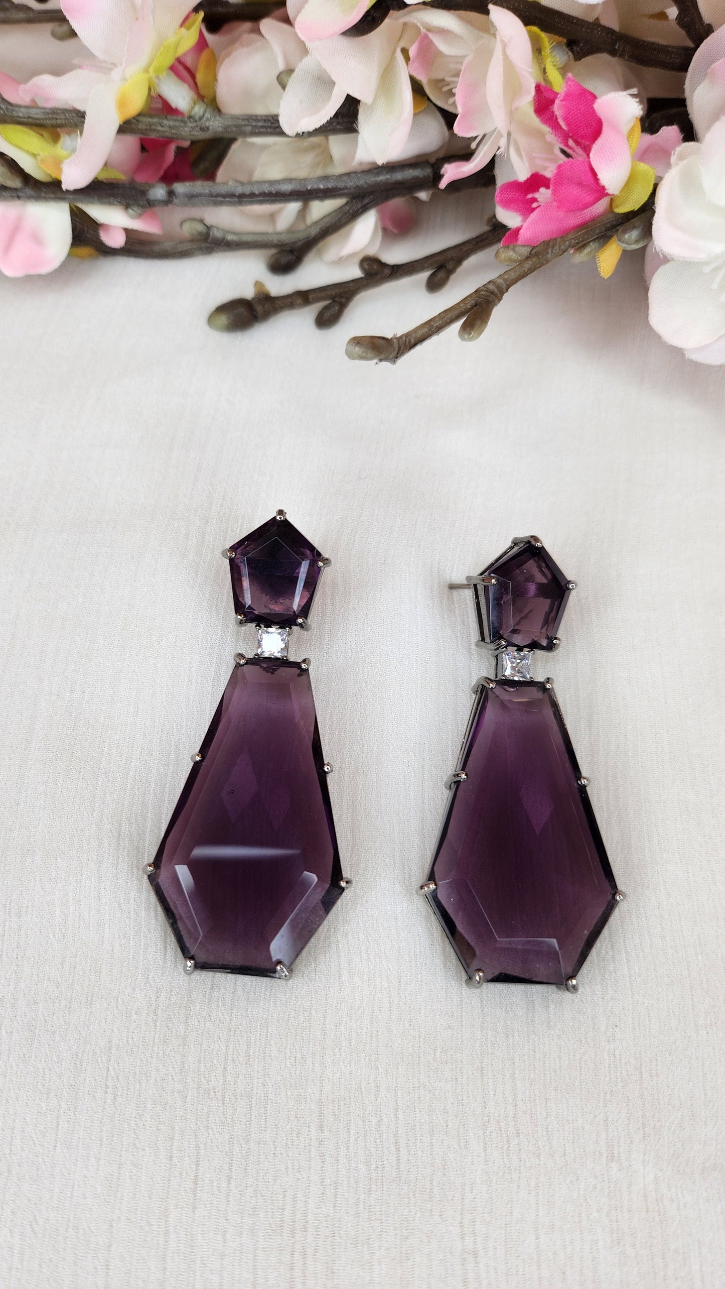 THE BUTTERFLY EFFECT - Purple Jules Earrings