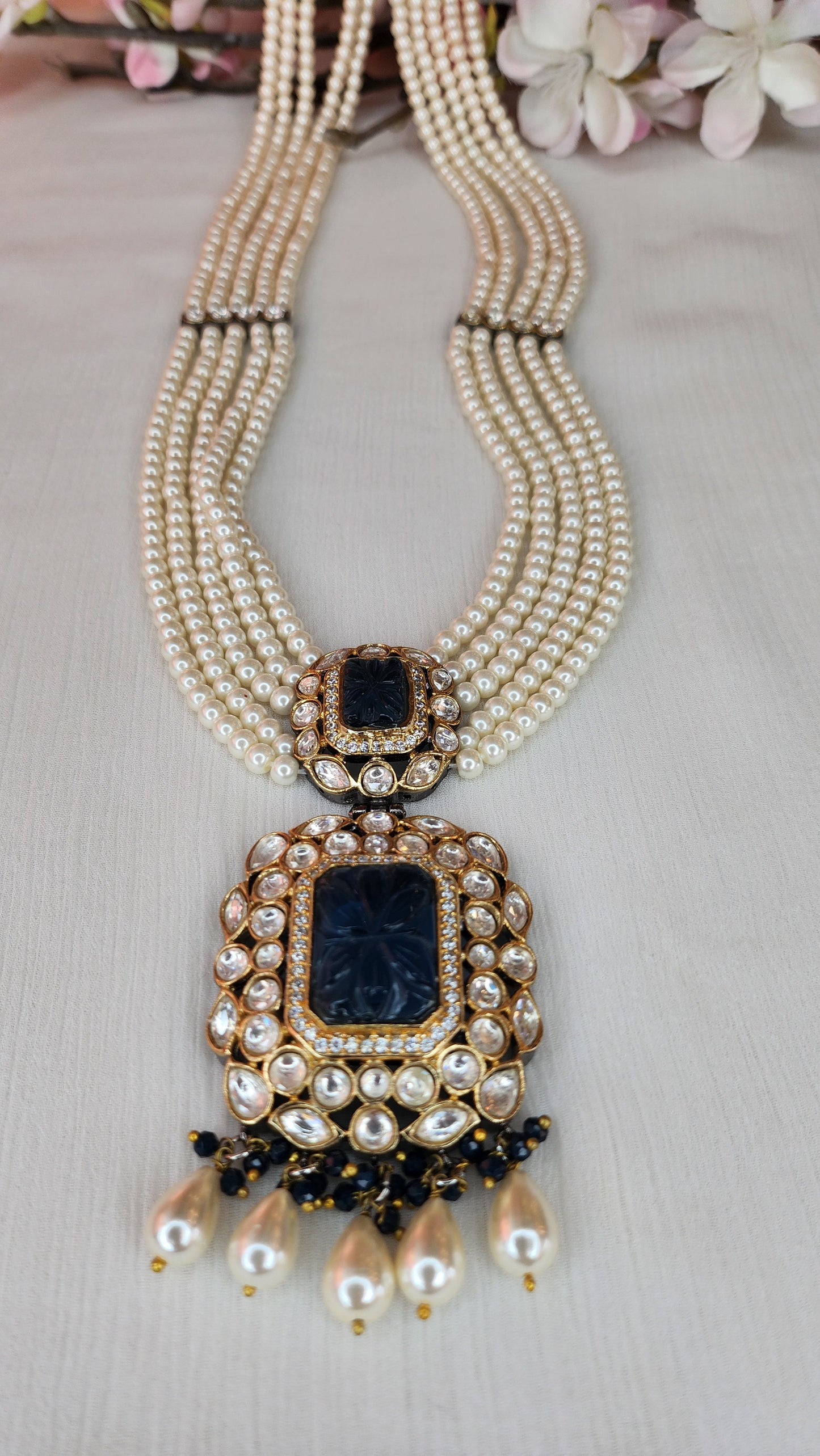 THE BUTTERFLY EFFECT - Blue and Pearl Set