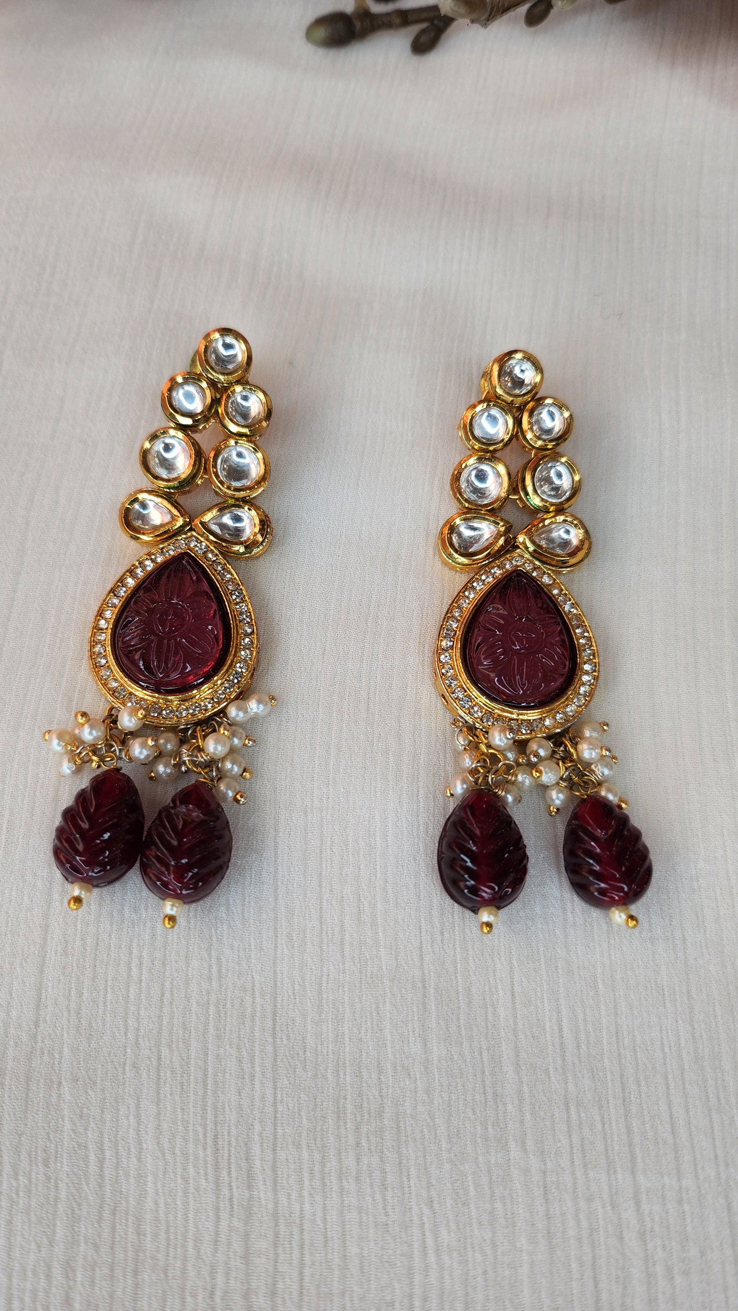 THE BUTTERFLY EFFECT - Kundan with red Stone Set