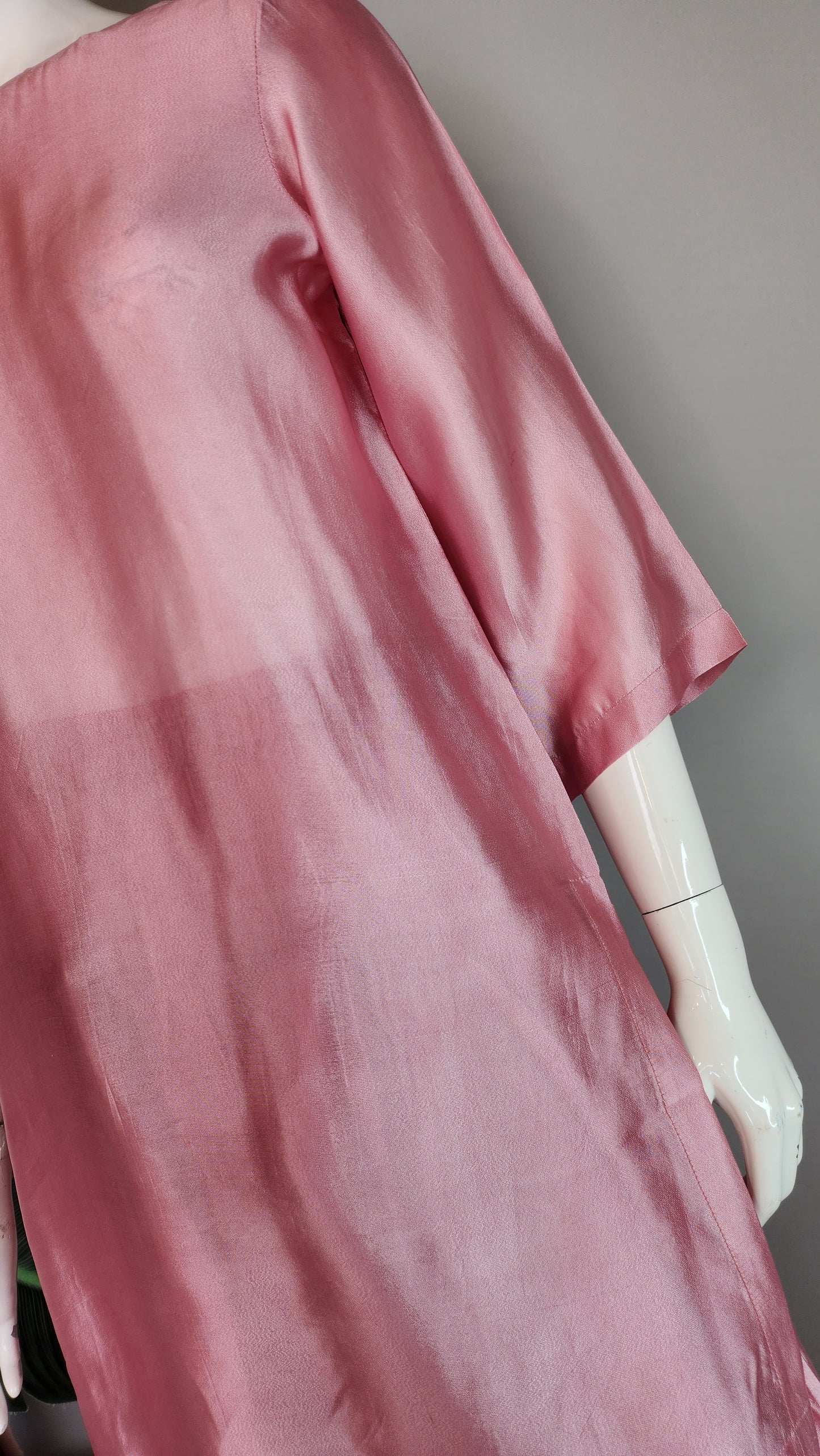 ASHJAIN SAFWAN - Chai Pink Farshi