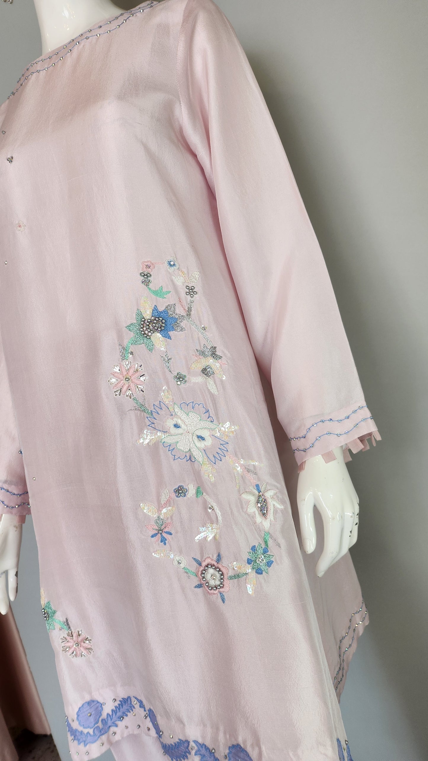 FARAH ZUBAIR - Pink Rawsilk