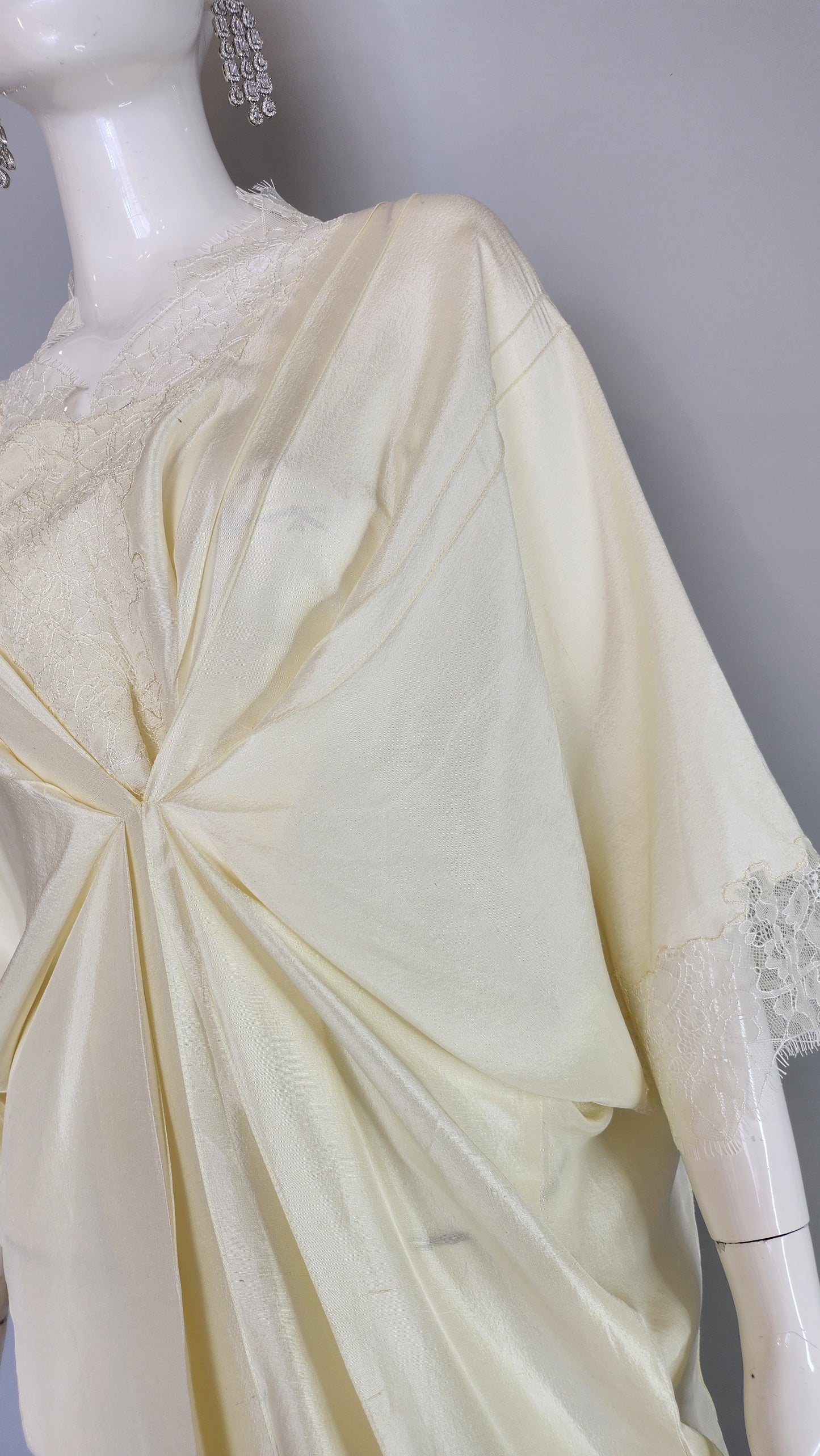 UMA DARA - Sia Kaftan in Light Yellow Color