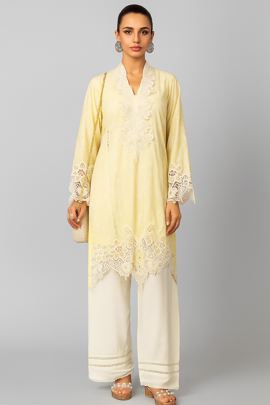 THREADS AND MOTIFS - Light Yellow Color