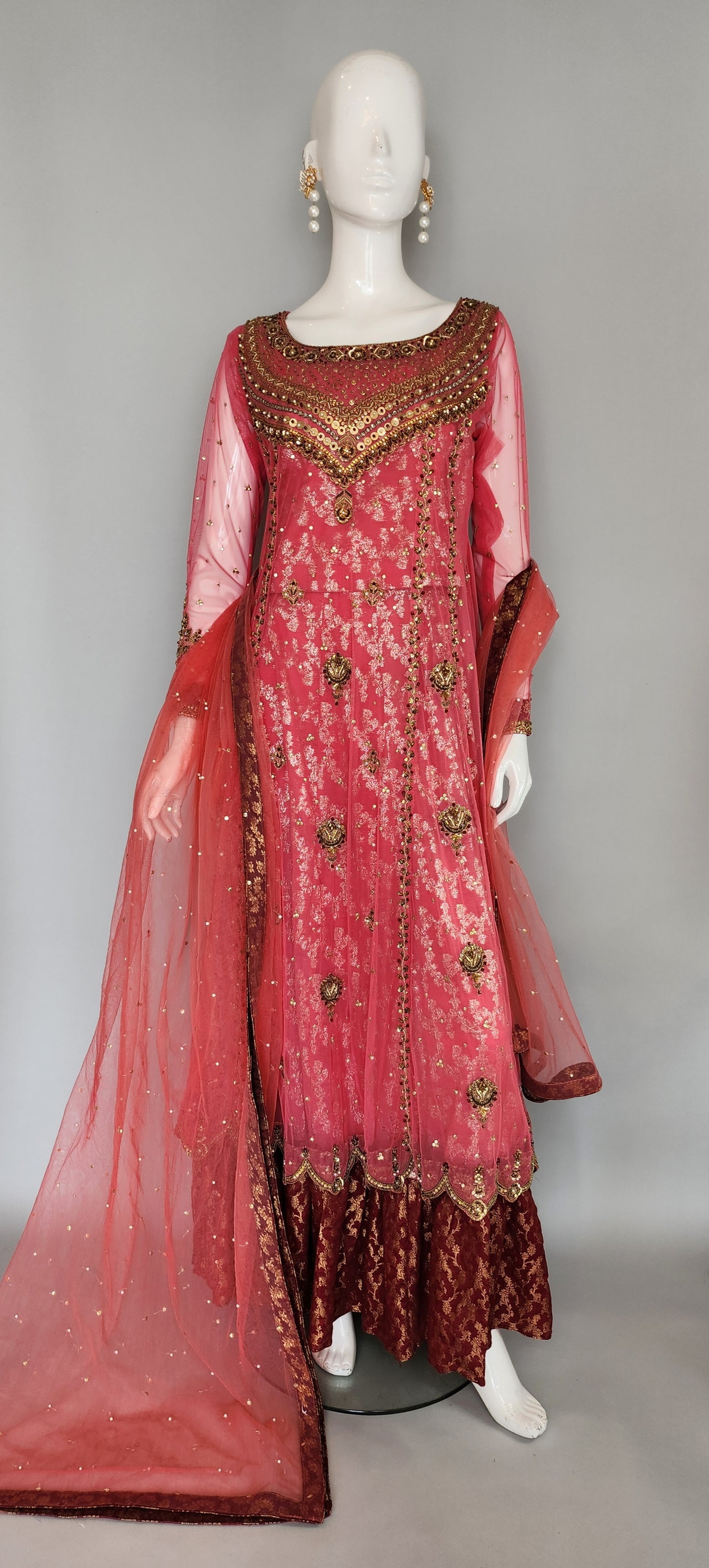 Hafsa Malik - Rani Lehenga Set