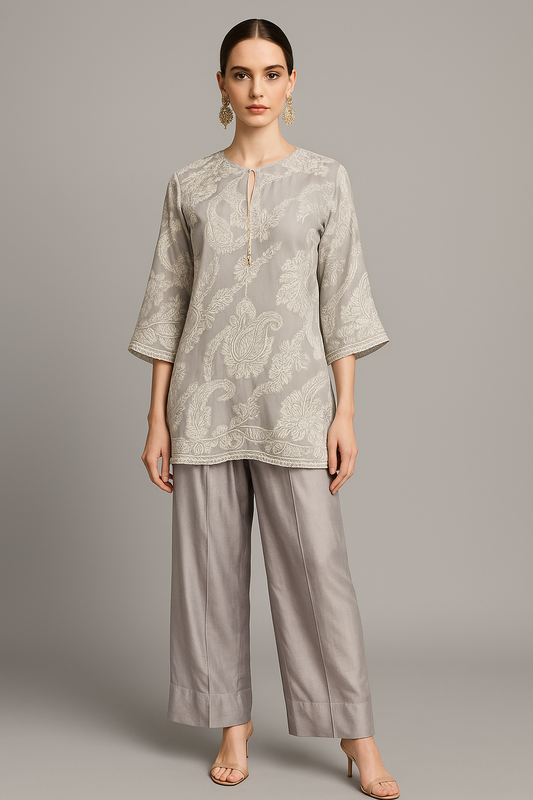 Wajeeha Ansari - Light Grey Farshi Suit with White Aari