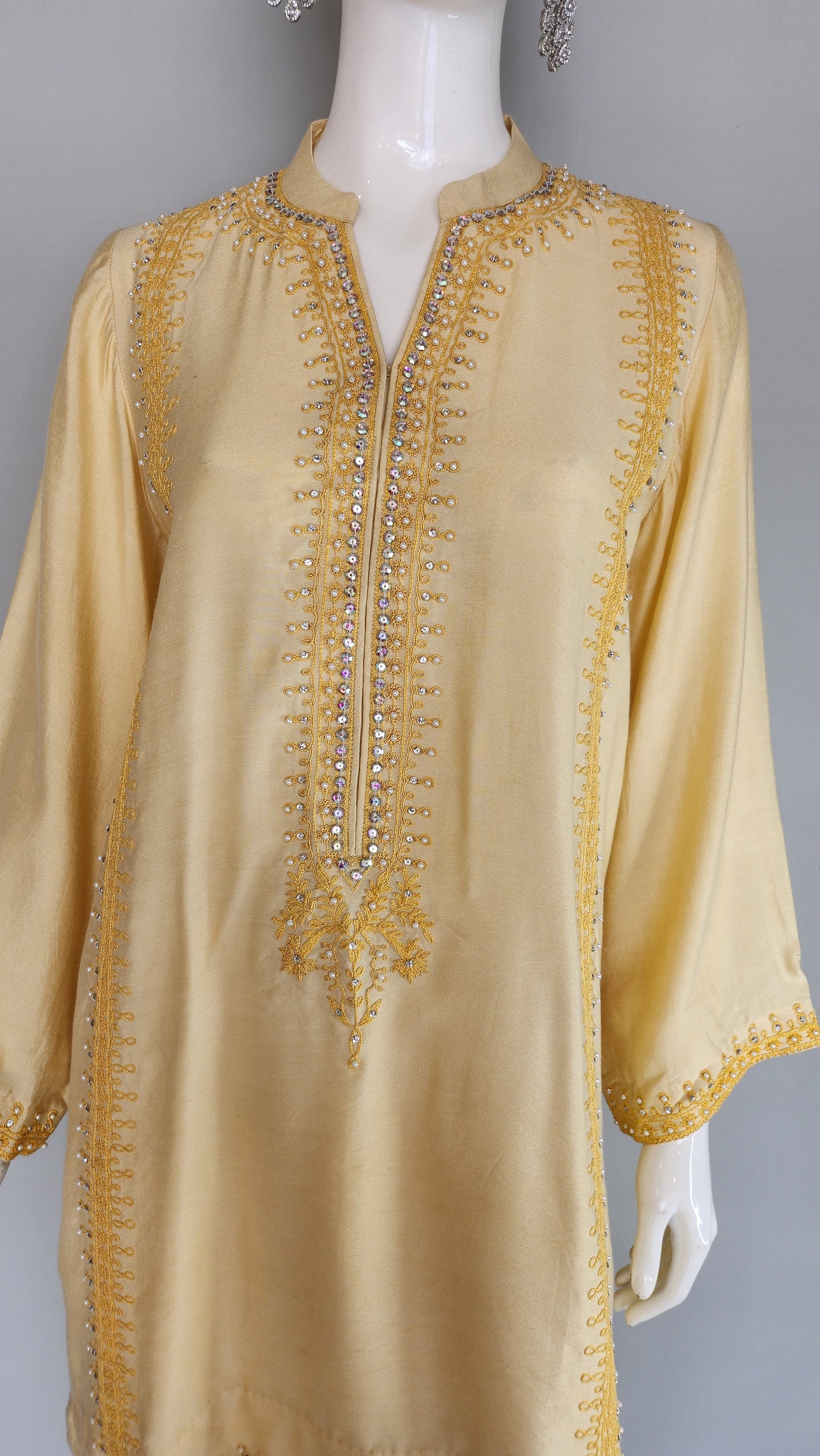 SEEMA IFTIKHAR - Yellow