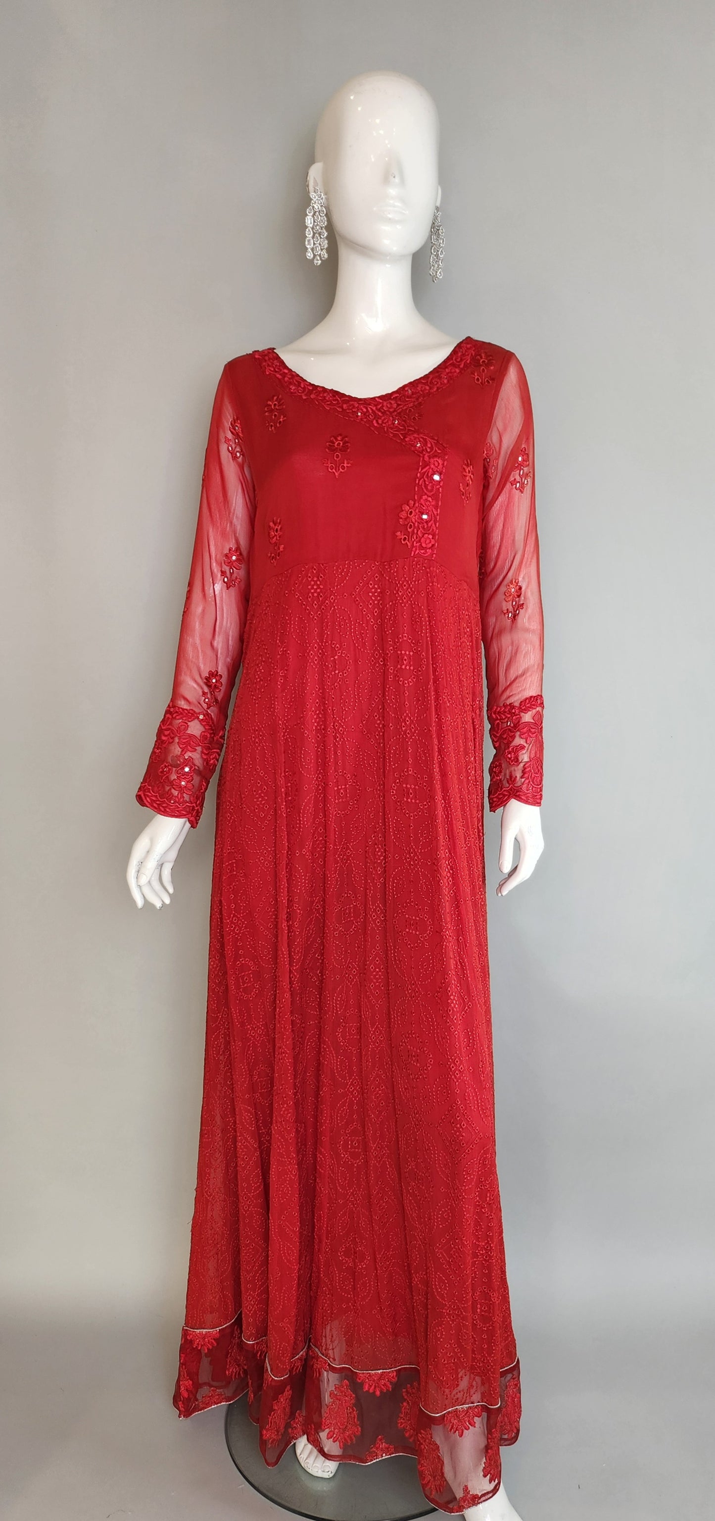 SABEEN ABBAS - Mahira in Red Color
