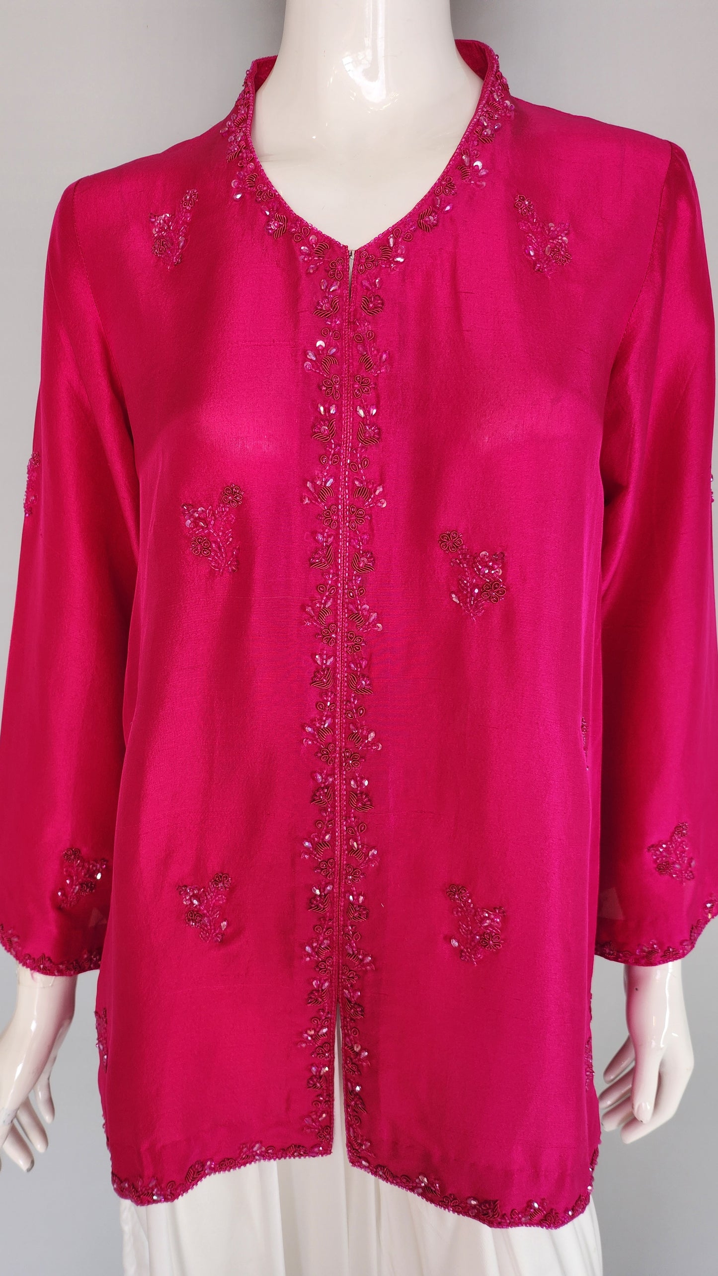 AMNA IQBAL - Hotpink and White