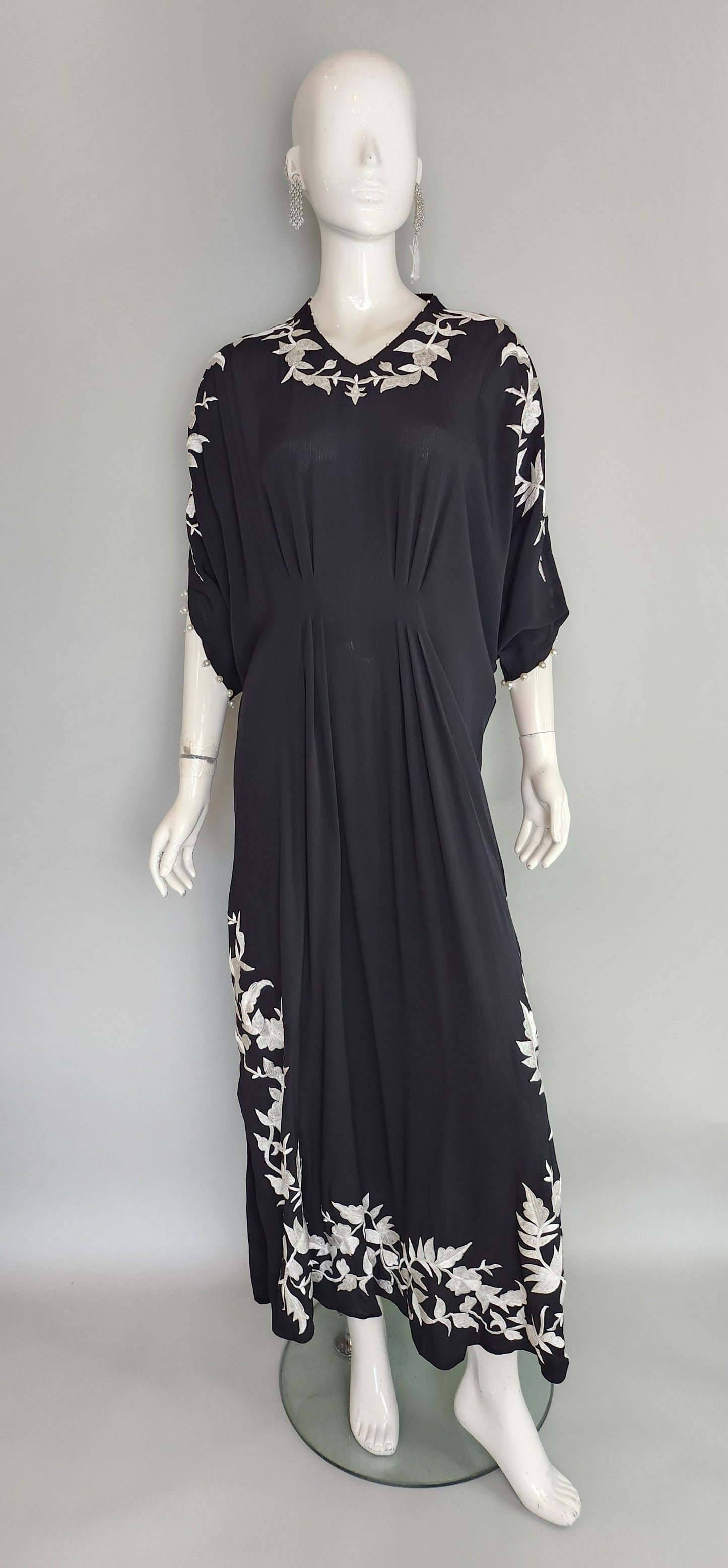 MARIA RAO - Black Kaftan EMB
