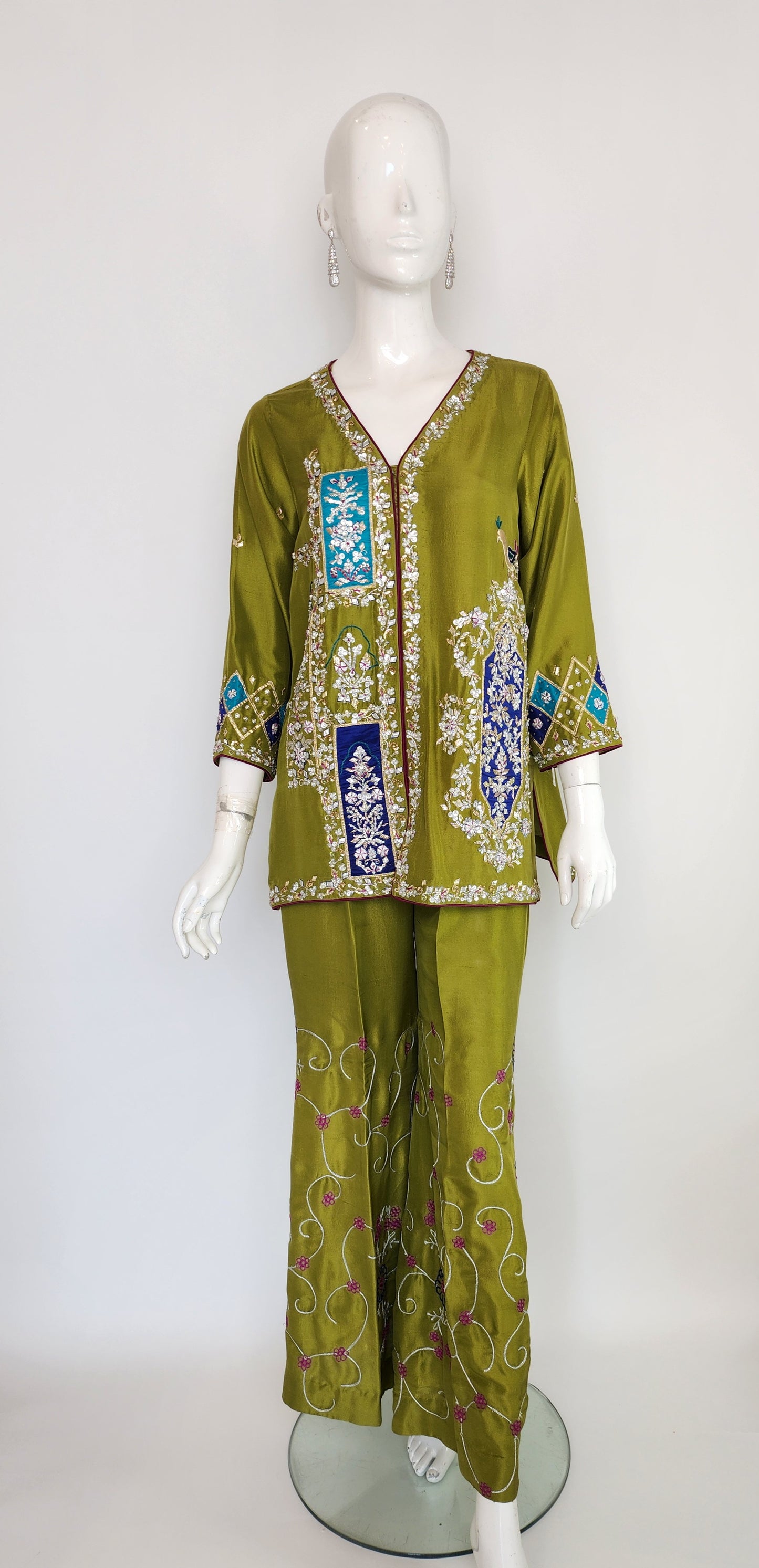 FARAH ZUBAIR - Pear Green Rawsilk