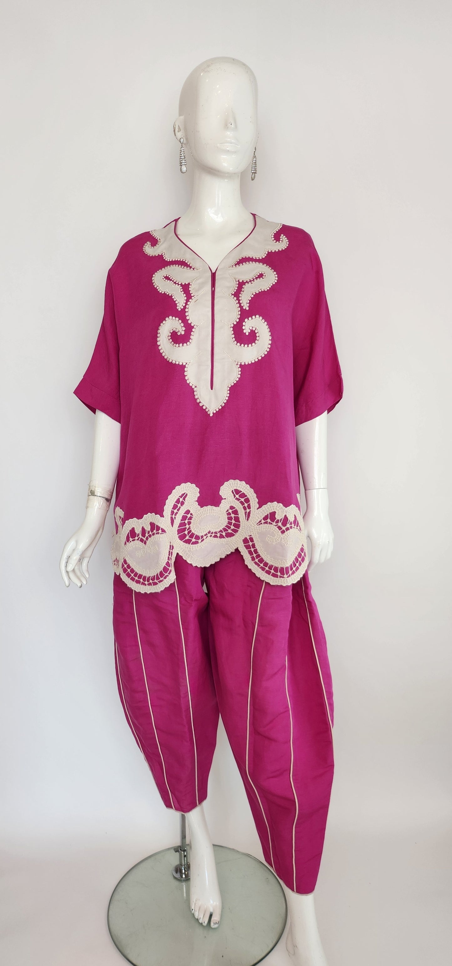 ALEENA FAREENA - Fuschia Daisy delights with pants