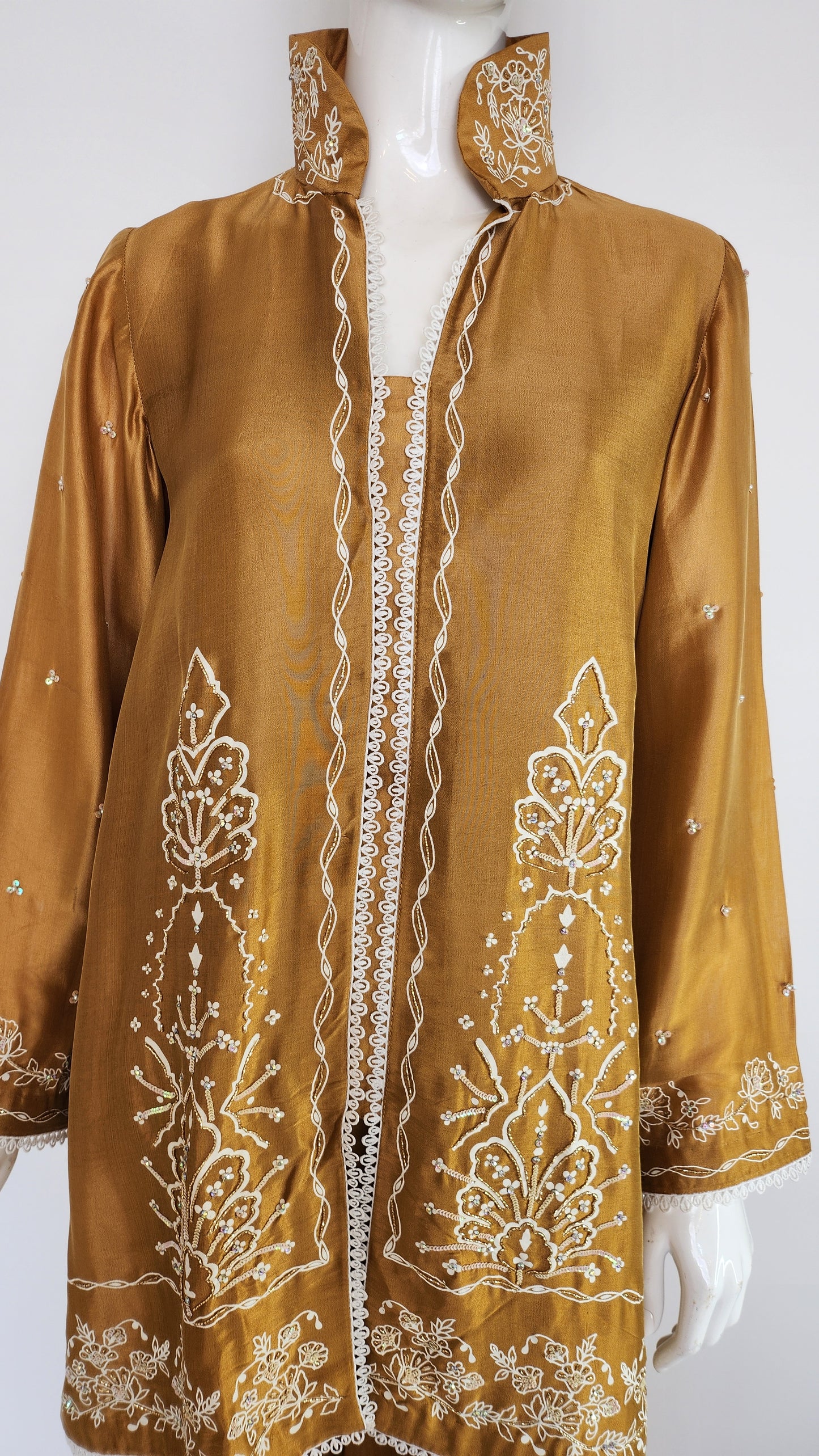 MAHOGANY - Mustard with white print