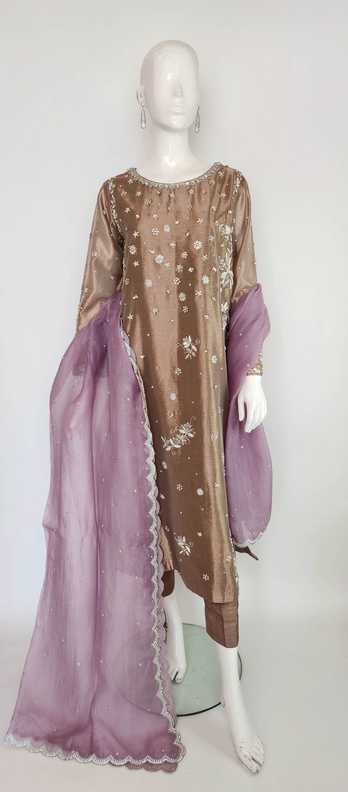 MAHOGANY - Lama Gold with Lavender Dupatta