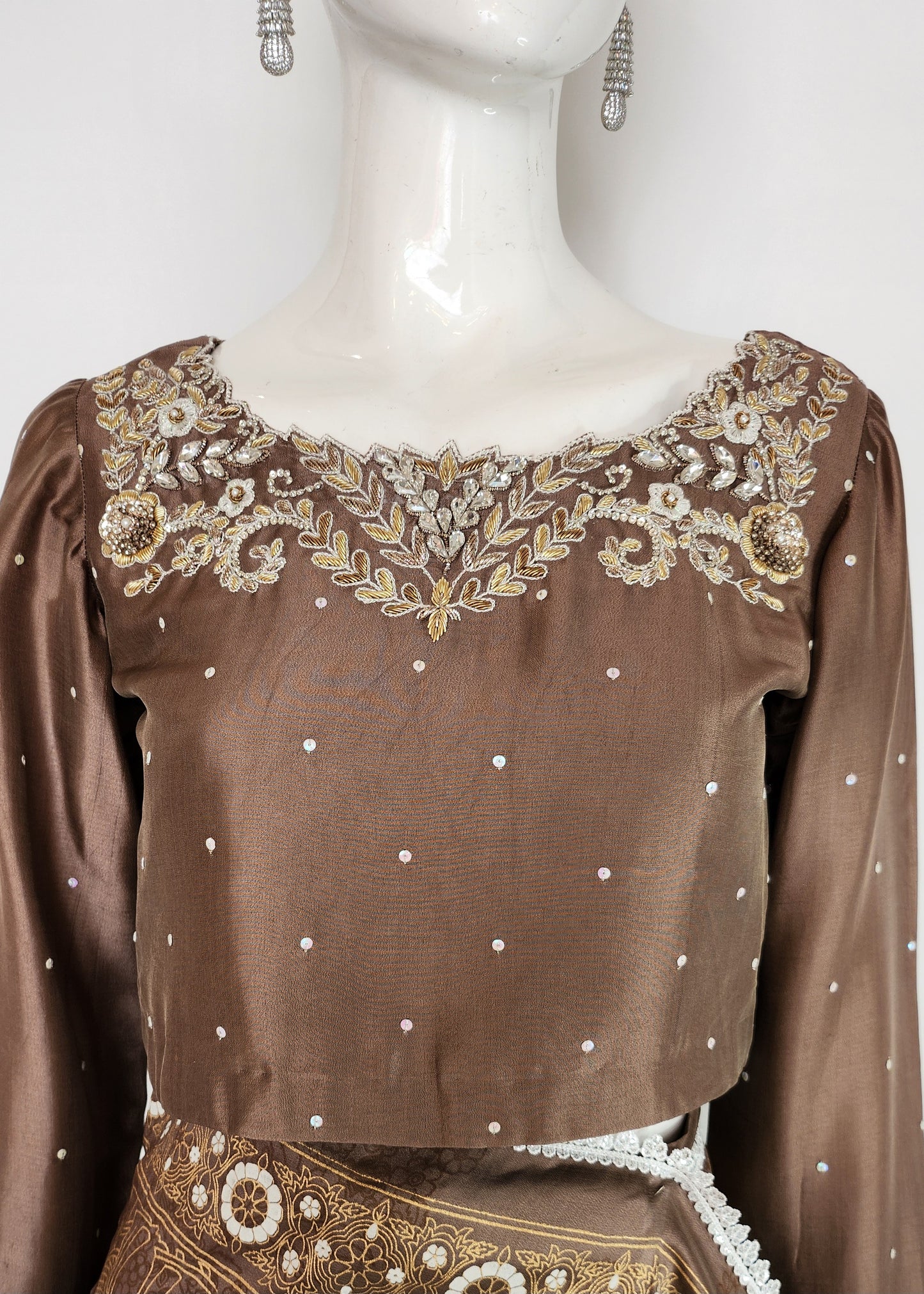 MAHOGANY - Coffee brown and Off-white Saree