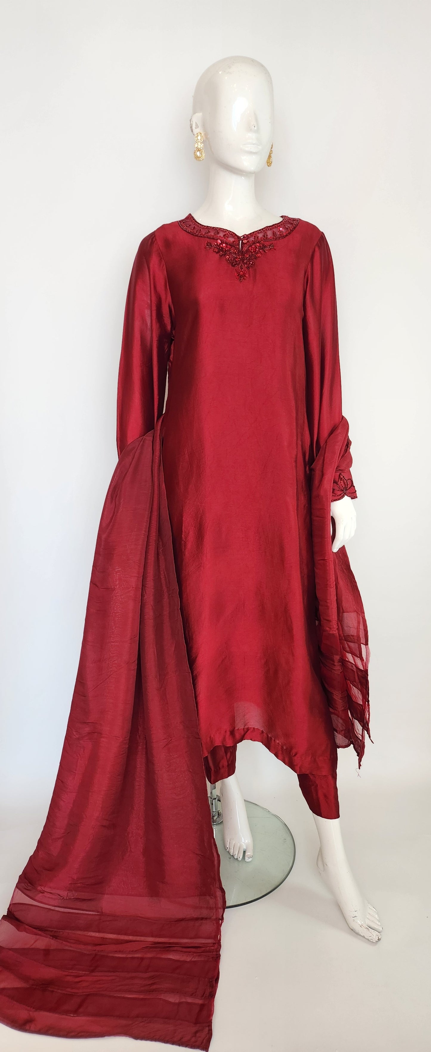 Mehak Yaqoob Couture - Red