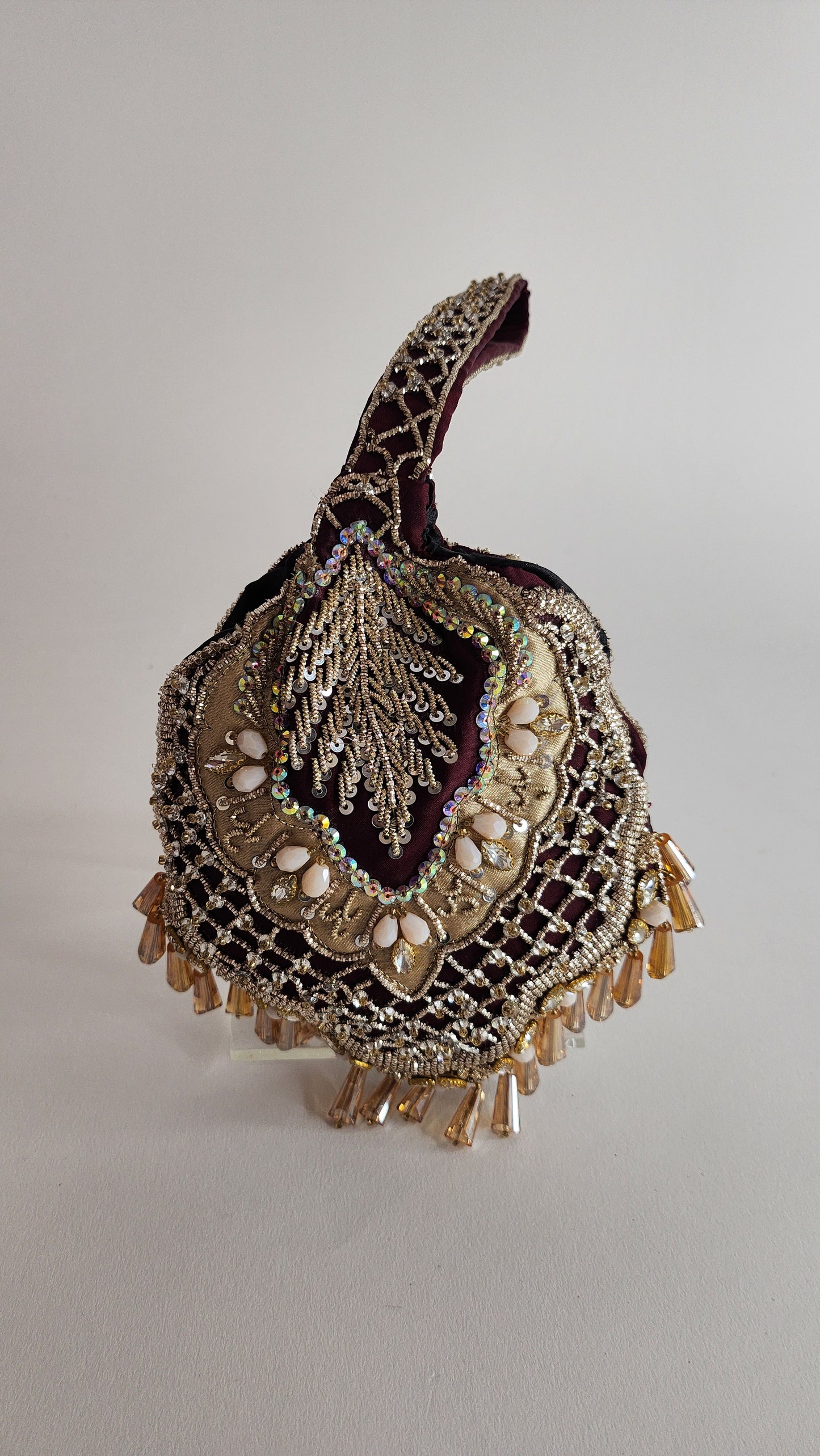 MEHAK YAQOOB COUTURE - Maroon Small Potli