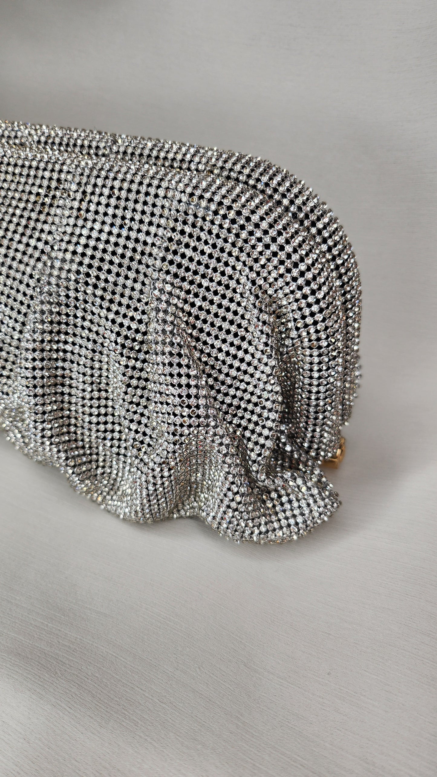 DAHLIA BY SEHAR ZAFAR - Silver Stone Clutches