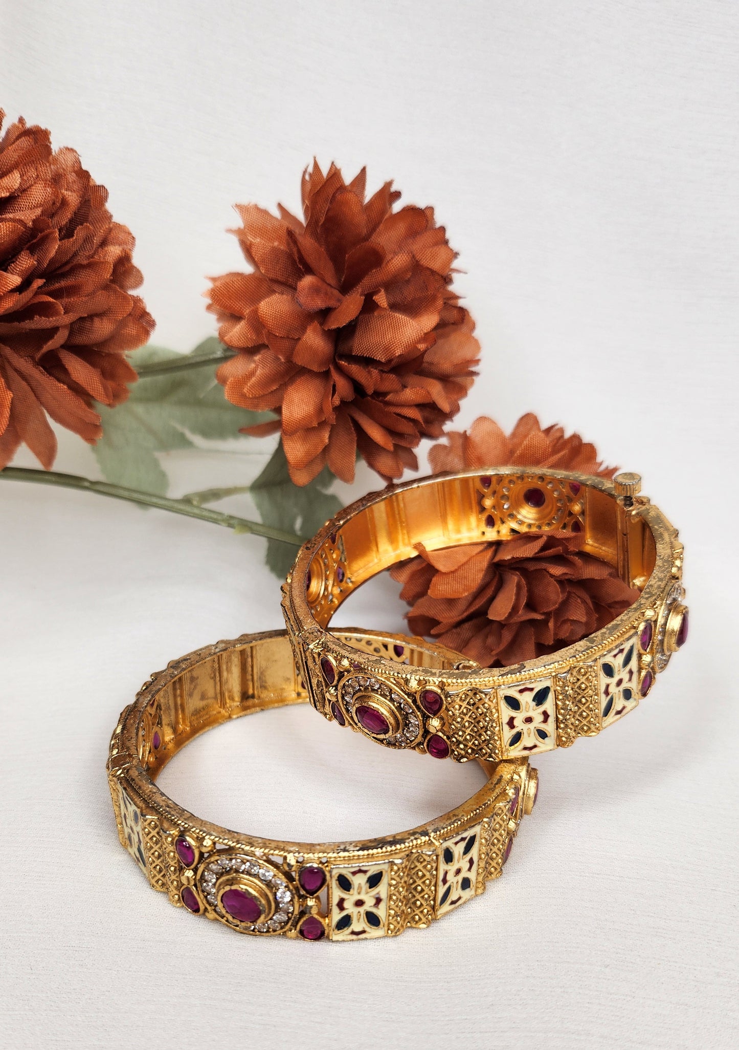 VIVINIA By Vidhi Mehra - Gold Pair Bangle with Pink Stone