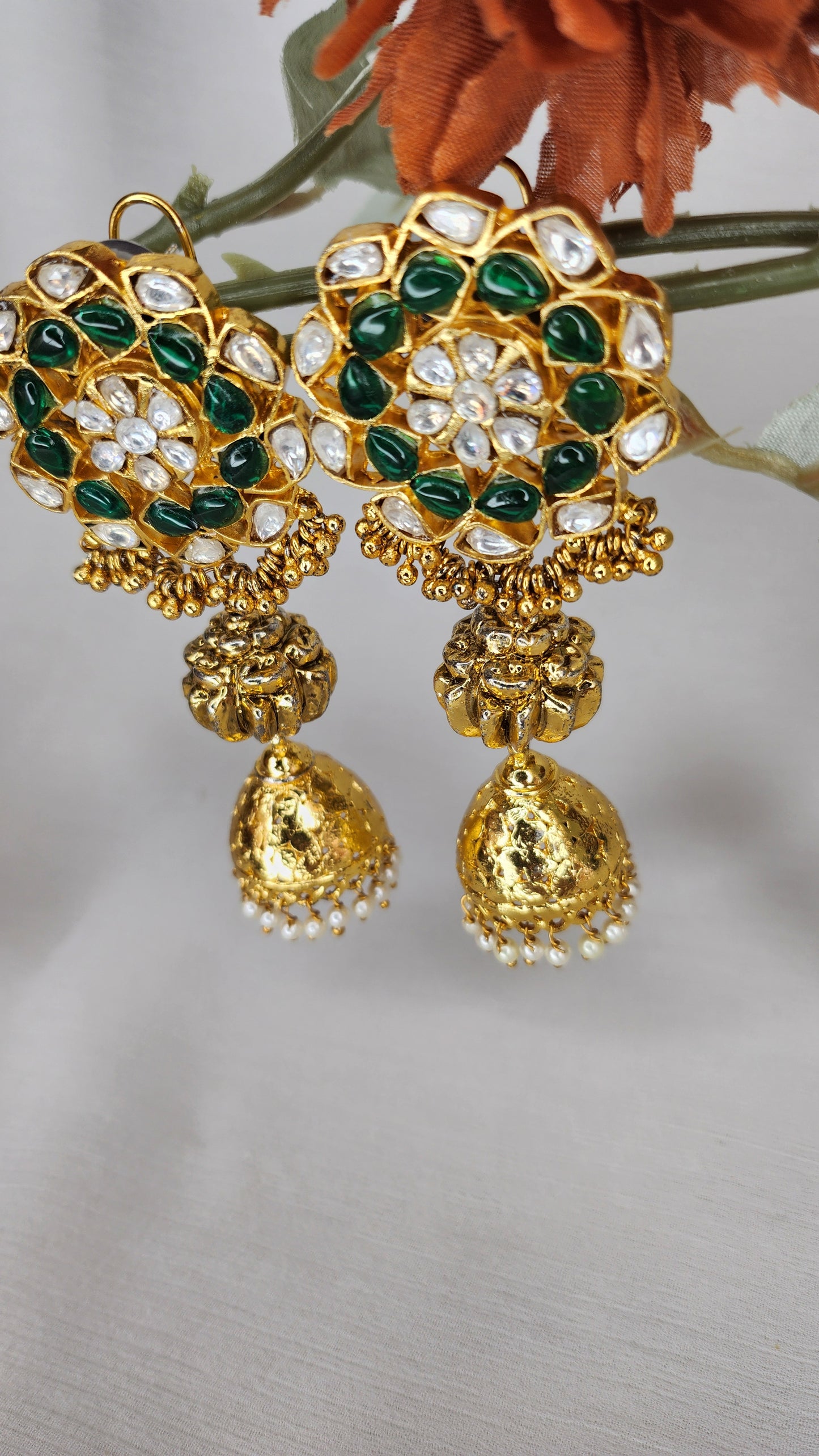 VIVINIA By Vidhi Mehra - Flower Kundan and Green Earrings