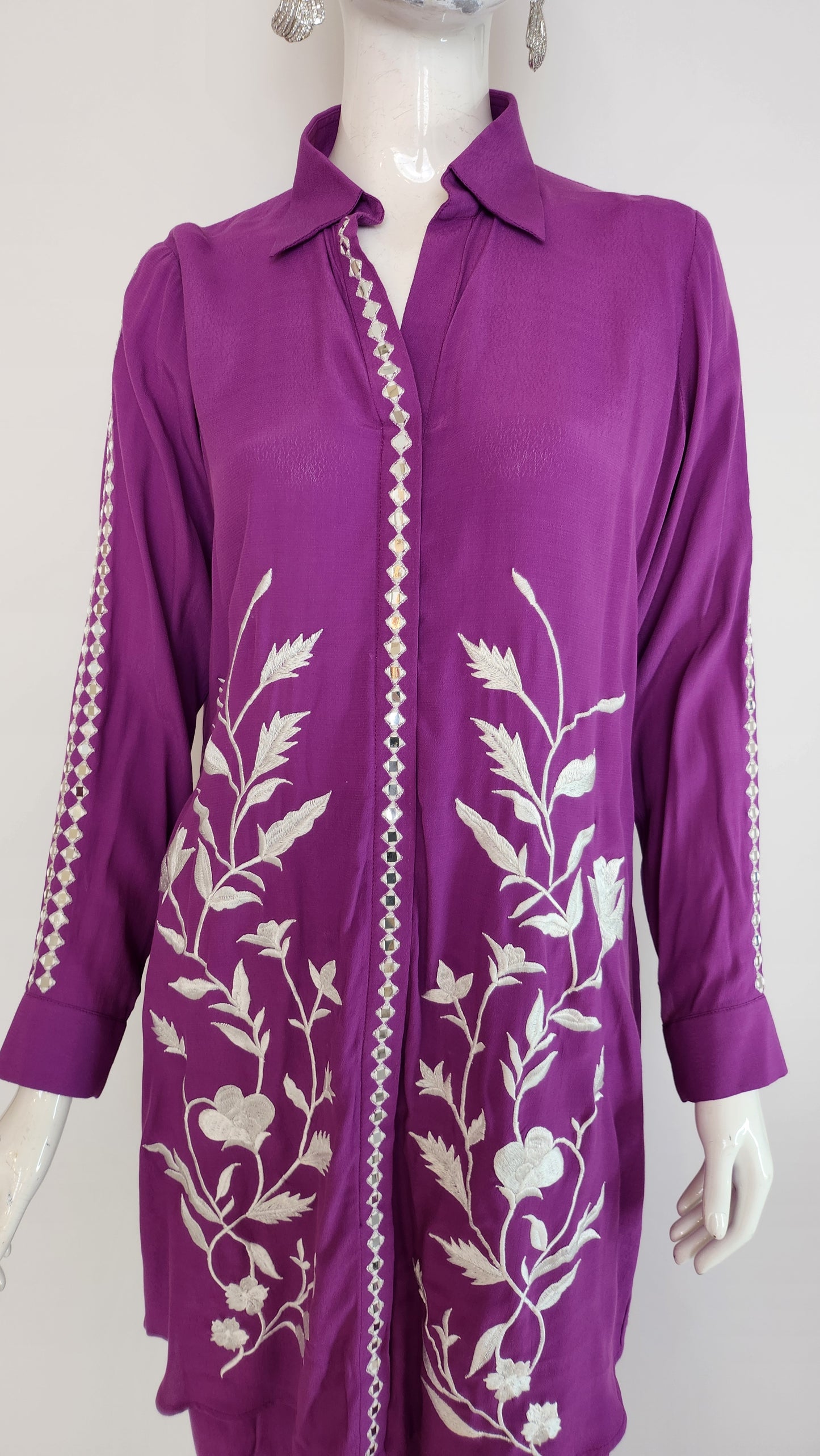 MARIA RAO - Purple with white Embroidery