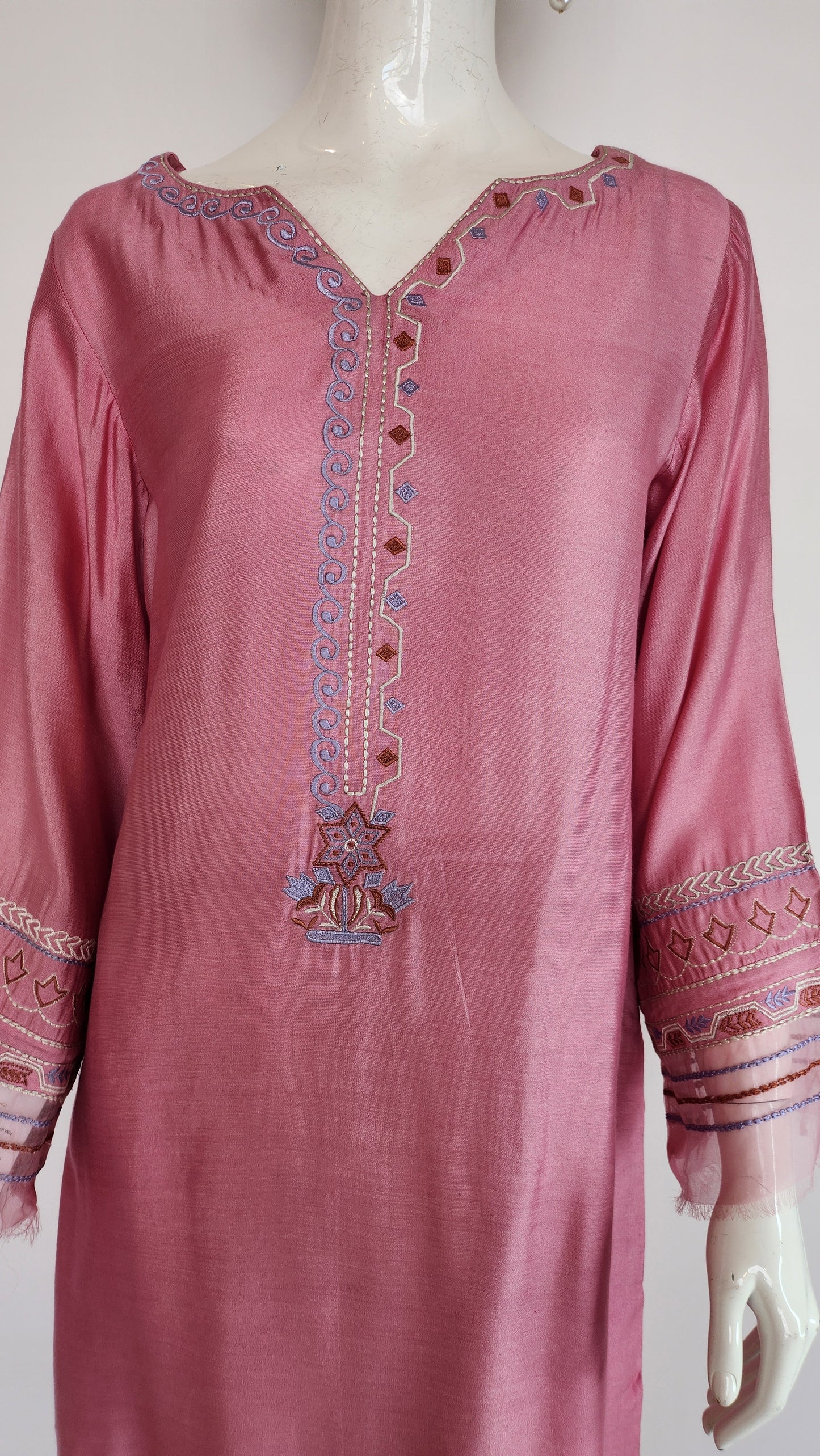 MAHOGANY - Pink with Embroidery