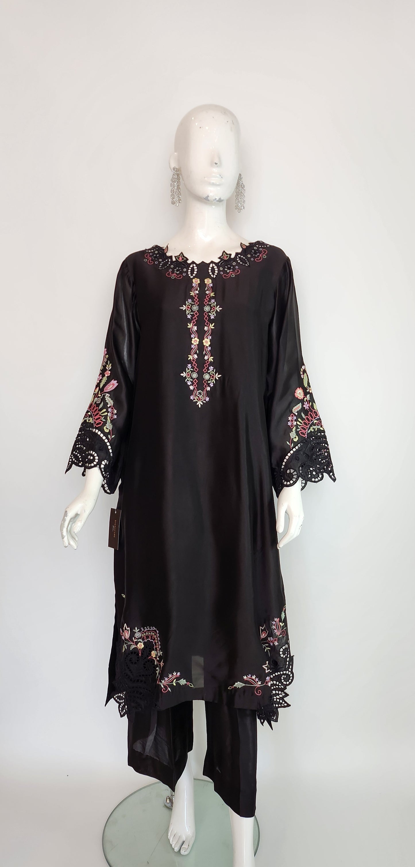 MAHOGANY - Black Embroidered