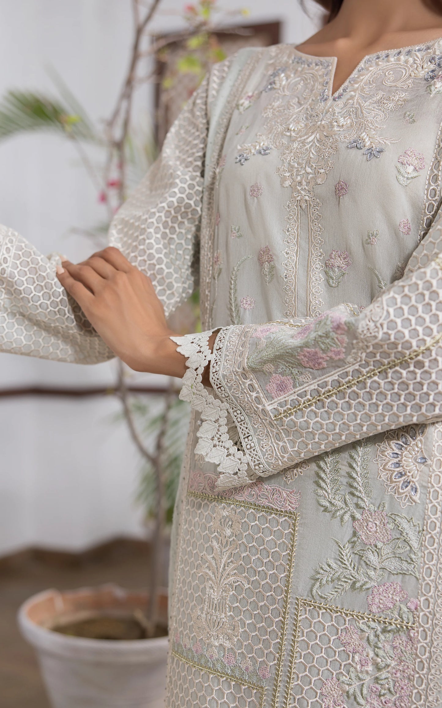 THREADS AND MOTIFS - Mint Chikan Lawn