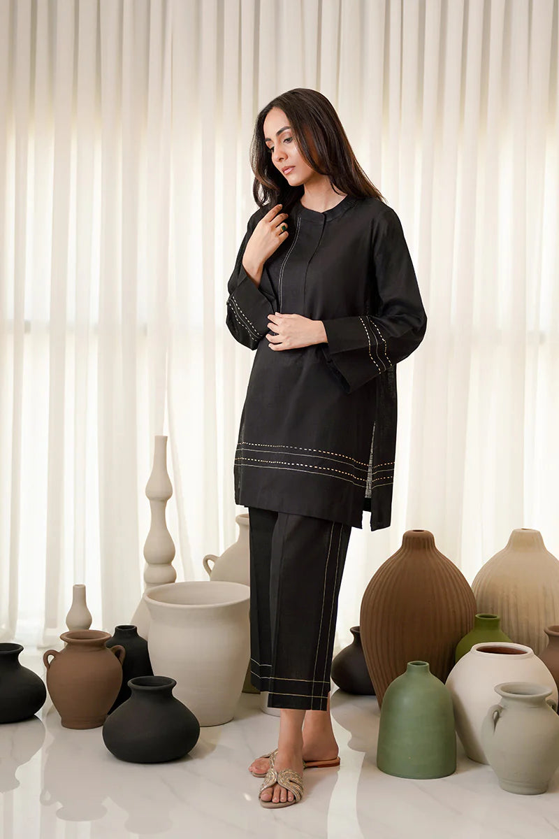 SUMAIRA KHANANI - Noir Black