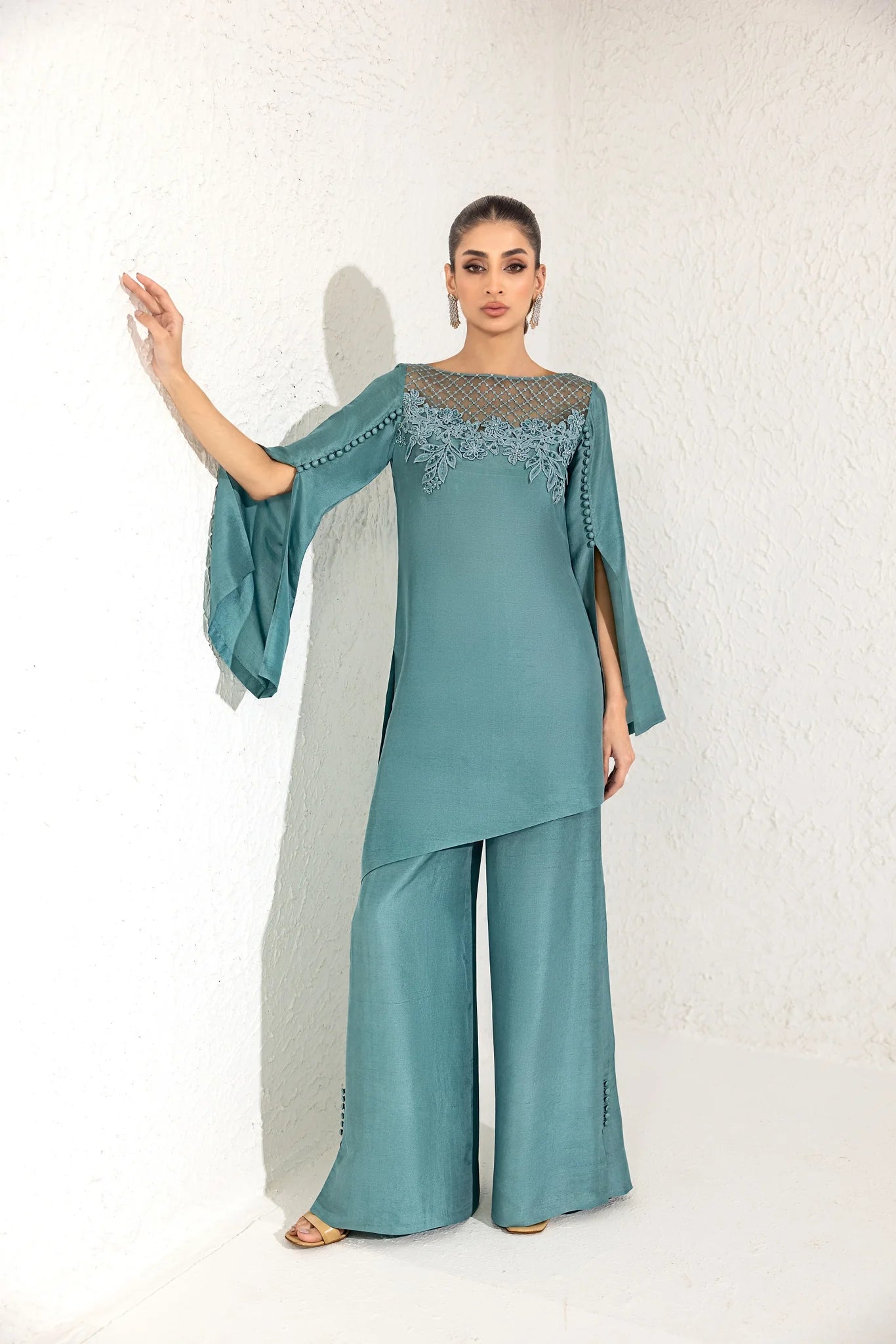 ANAM AHKLAQ - Lina-Ice Blue