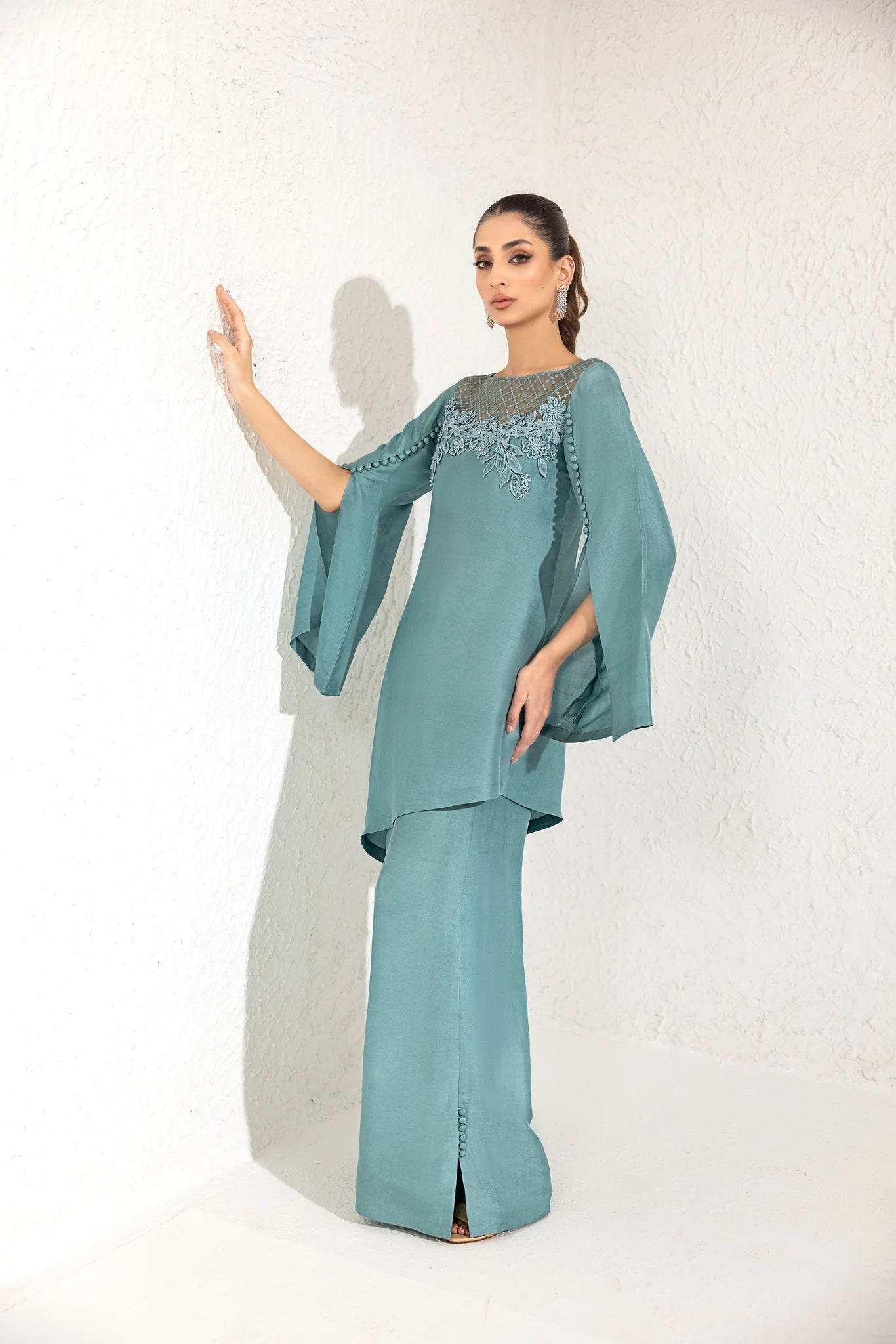 ANAM AHKLAQ - Lina-Ice Blue