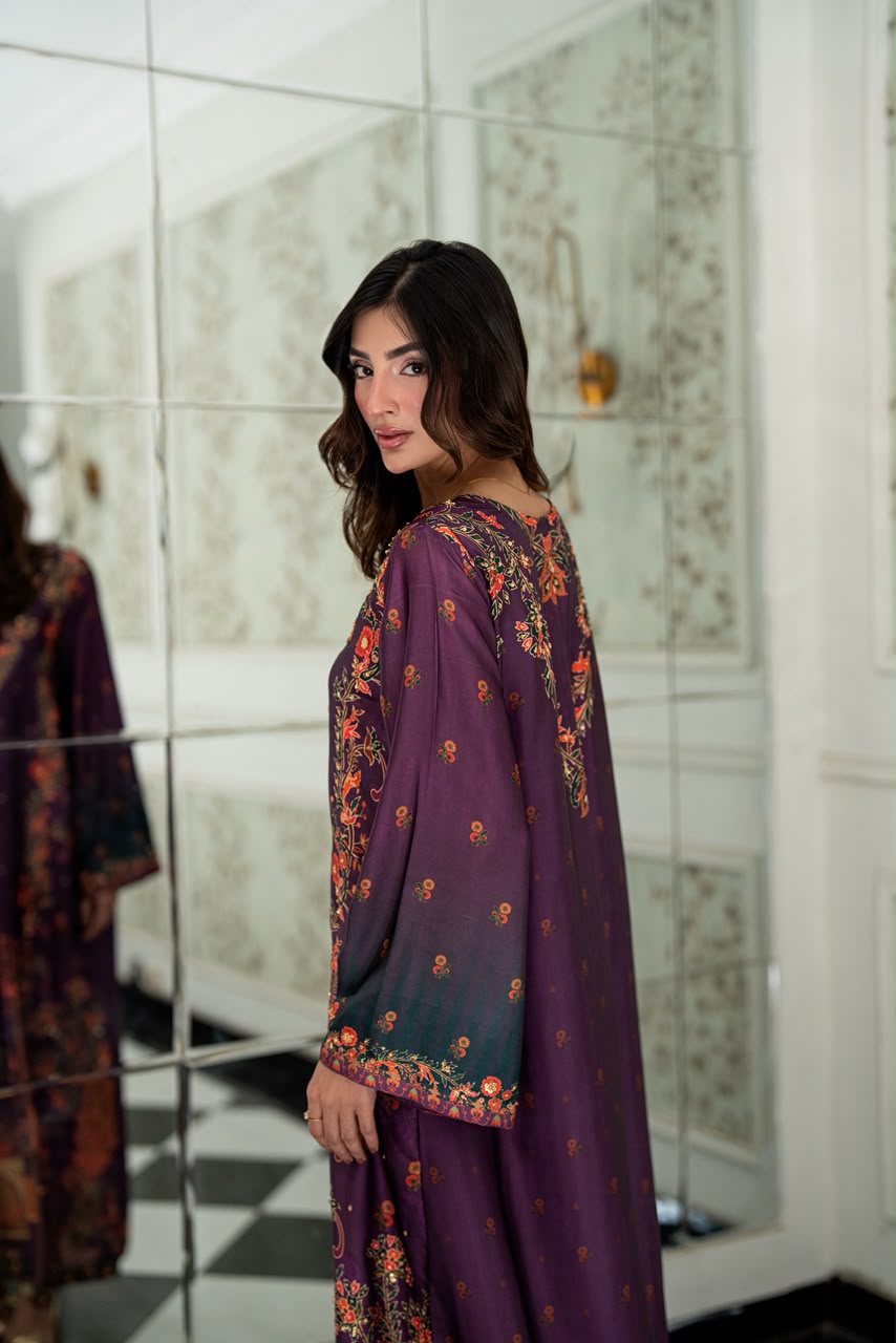 HAFSA MALIK- Plum digital