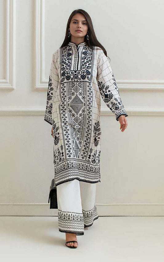 THREADS AND MOTIFS - Black and White Digital Print