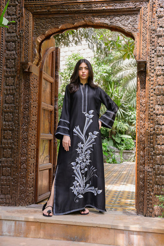 AMNA IQBAL - Black Kaftan