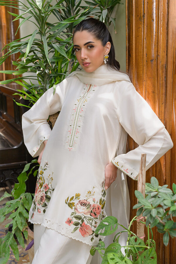 AMNA IQBAL - Creme Floral (Farshi Shalwar)