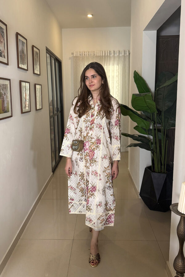AMNA IQBAL - White Printed Chikan kurta