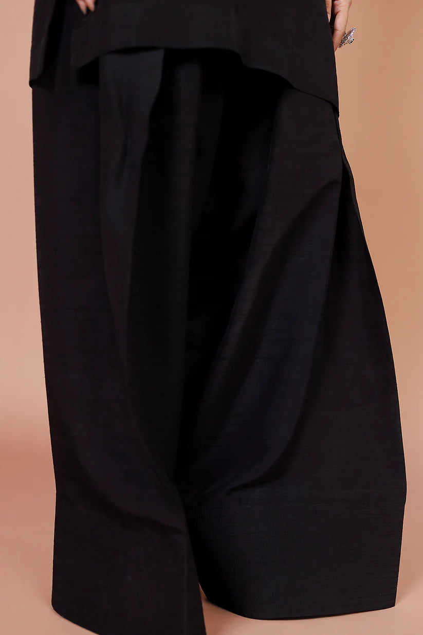 Zona Shaham - Maeve (Farshi Shalwar)