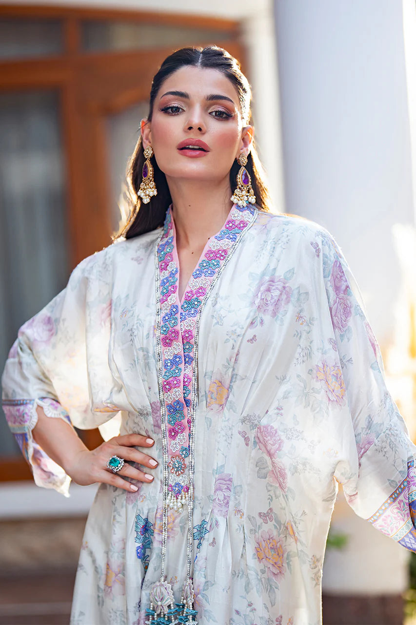 NIMRA KASHIF - Pera