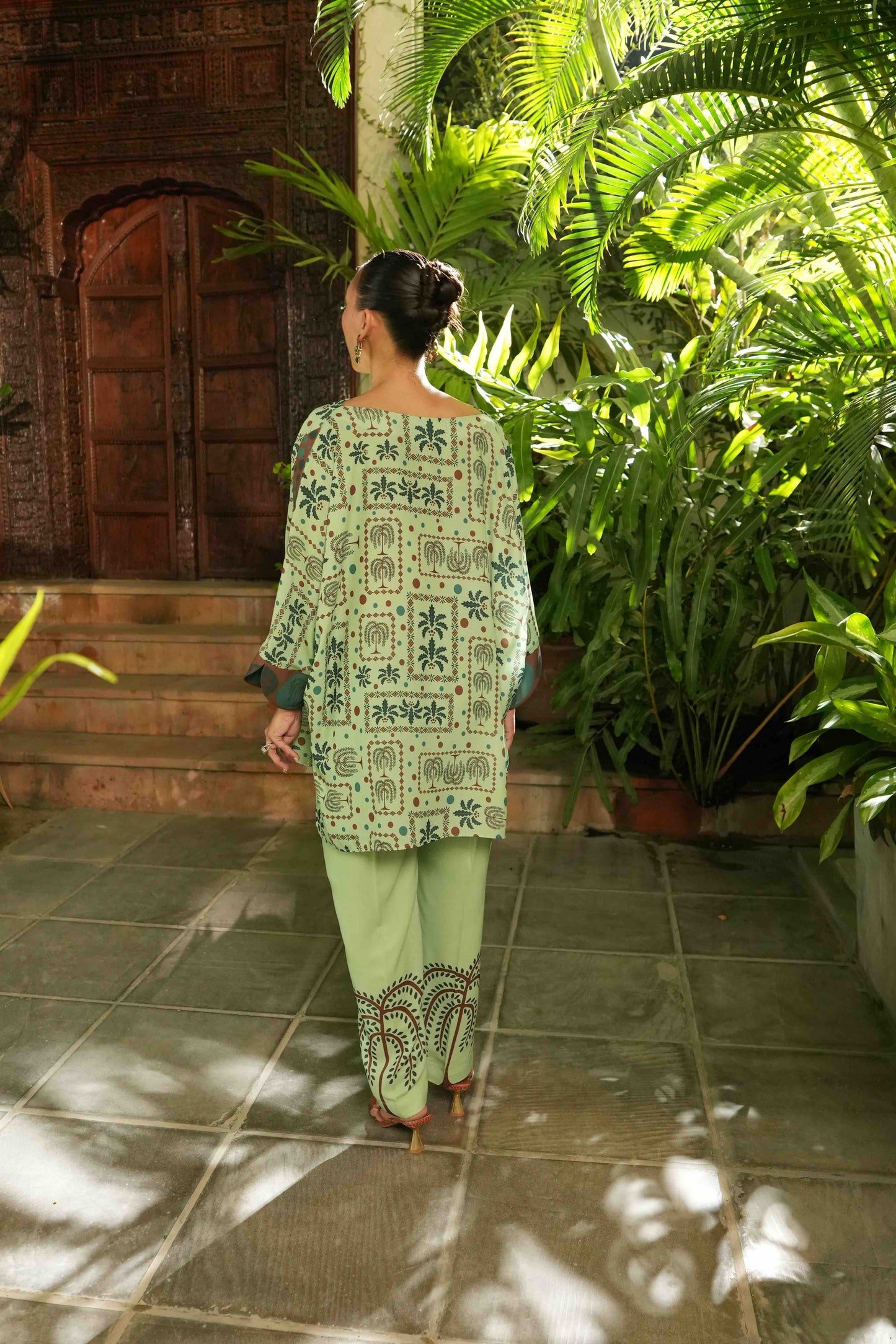 KARISHMA TALREJA - Jade Printed