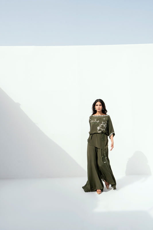 FARAH ZUBAIR - Shajar